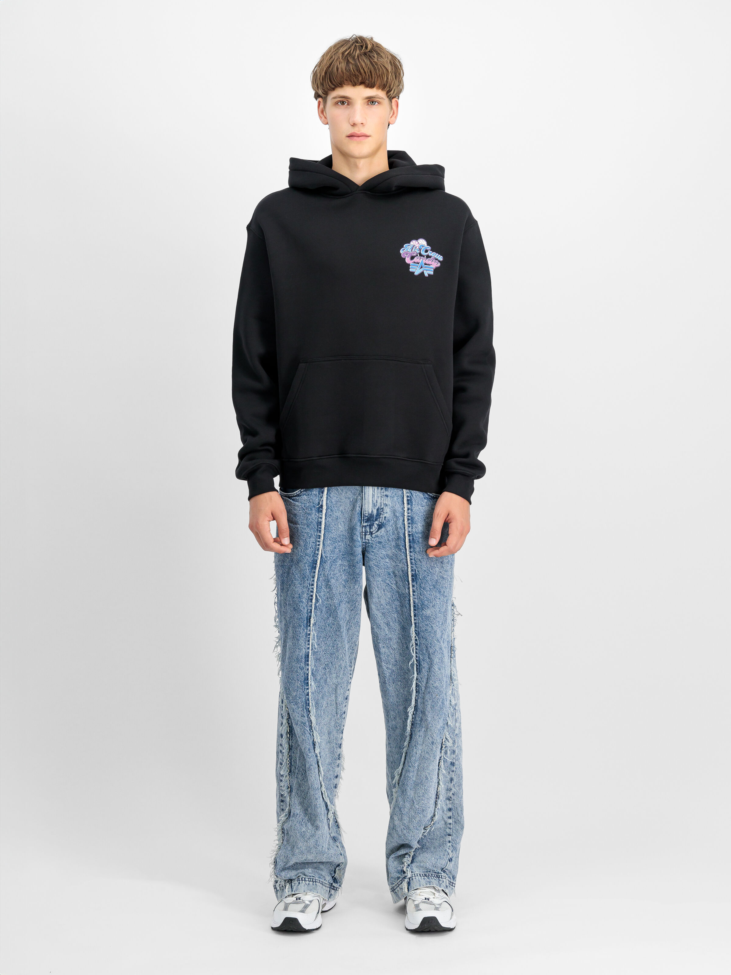 Candy Crew Hoodie black 148336_03_2_model_00001_107926