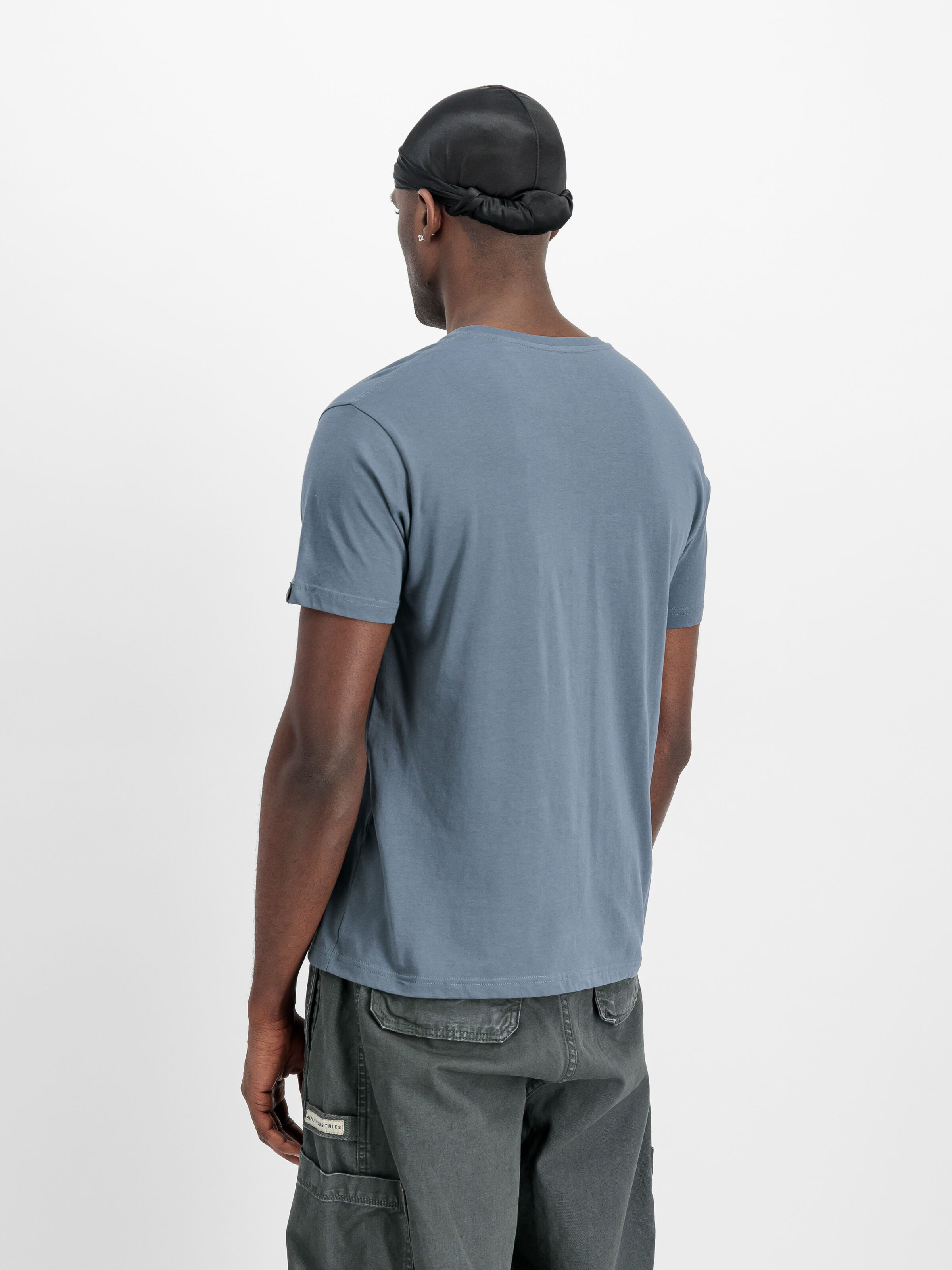Basic Mid Logo T-Shirt denim blue 118533_439_2_model_00003_160744