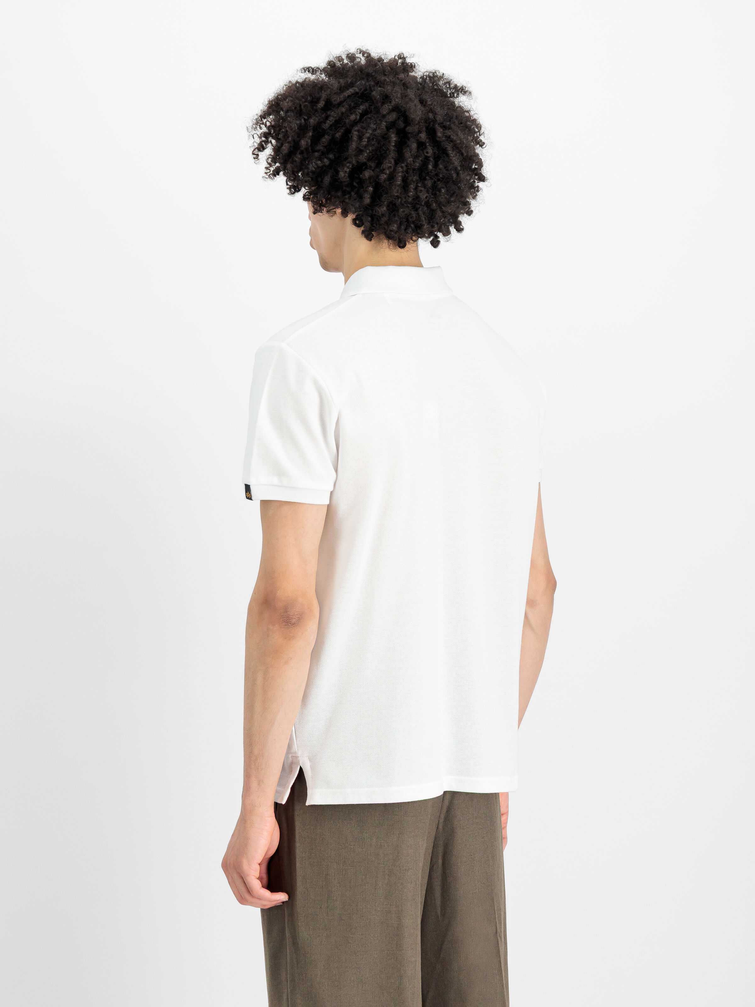 Basic Small Logo Polo white 106600_09_2_model_00003_156898