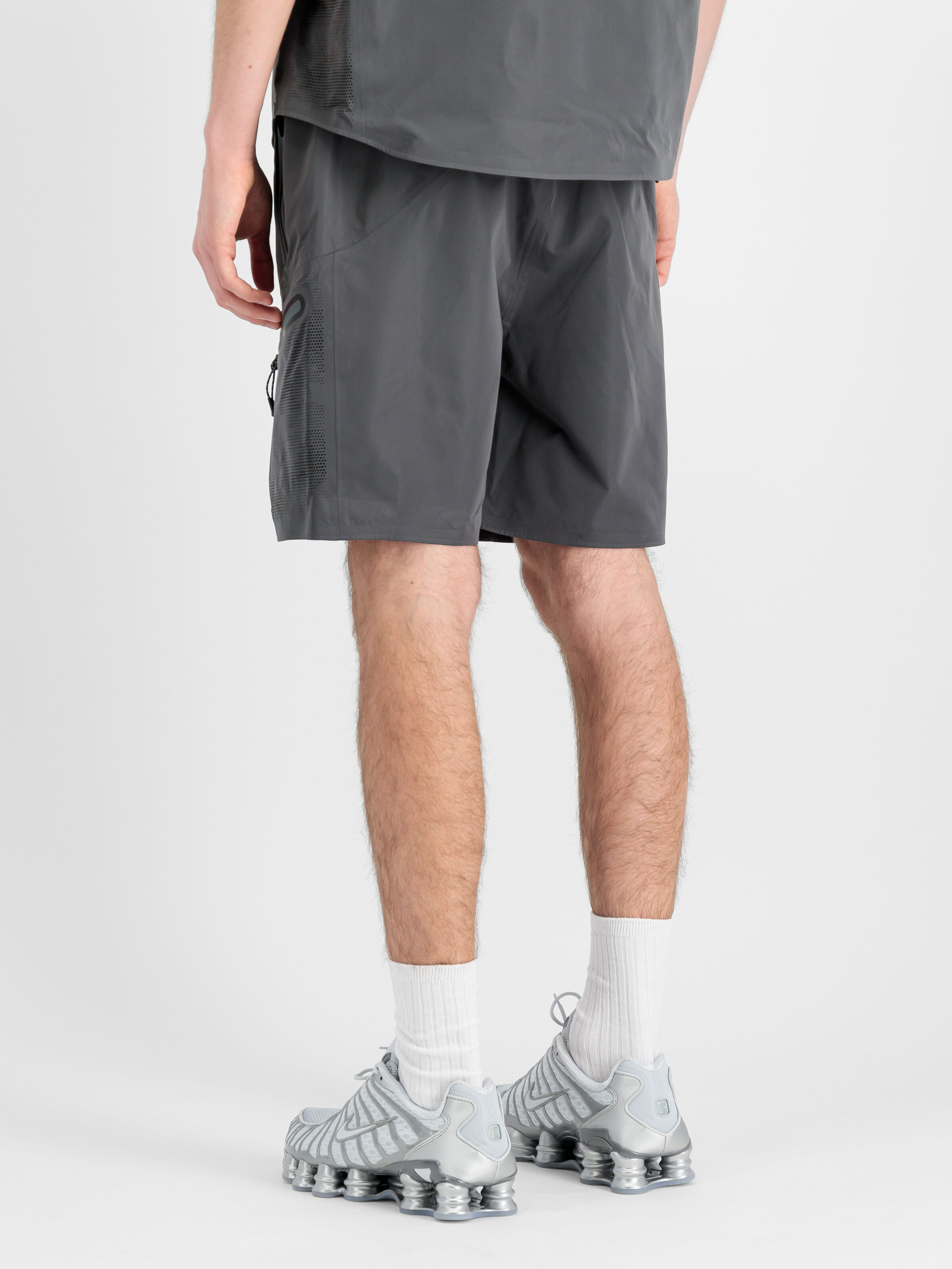 Laser Cut Short charcoal 756366_747_2_model_00004_155132