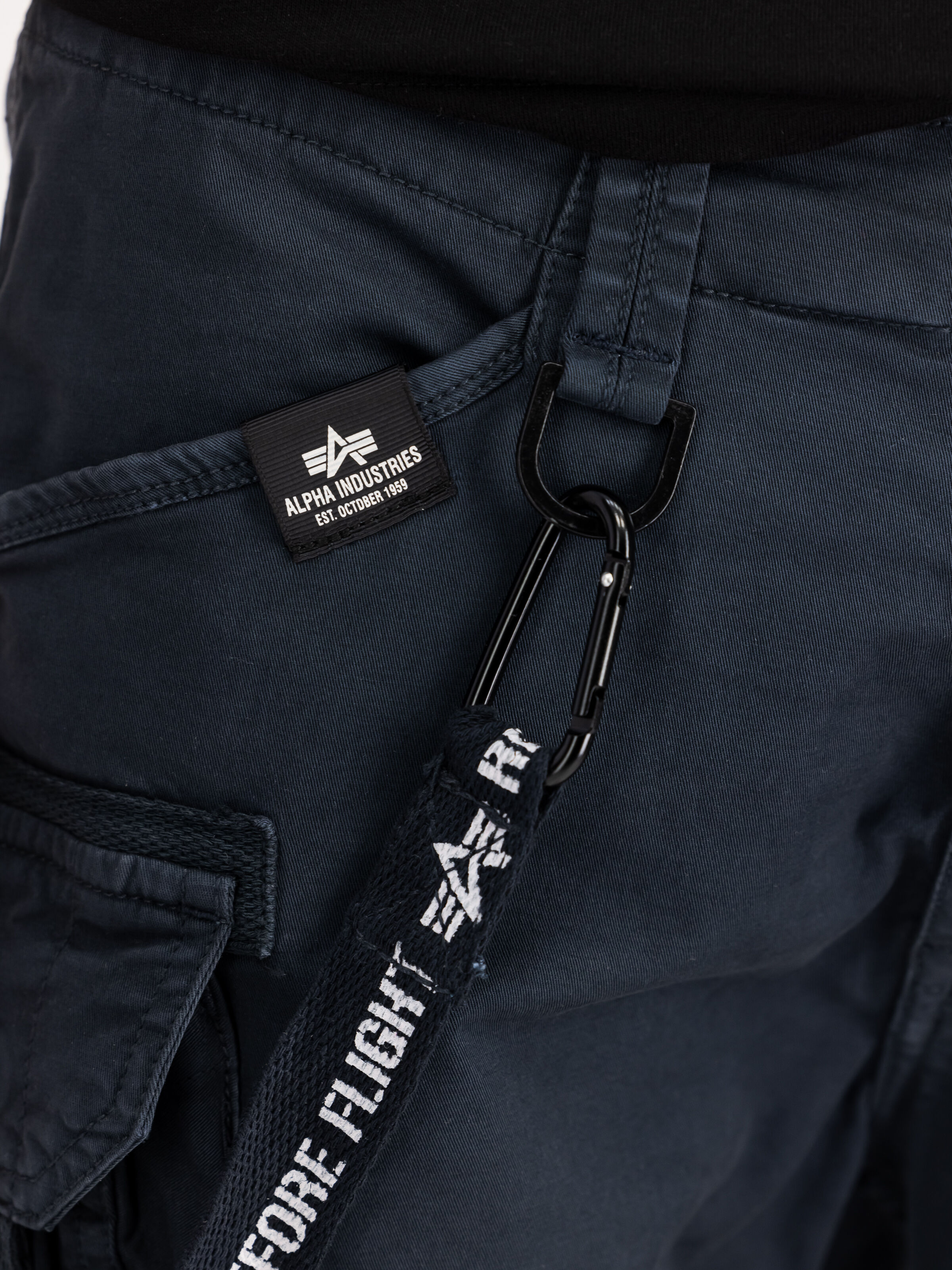 Utility Short ultra navy 116213_697_3_detail_00001_148026