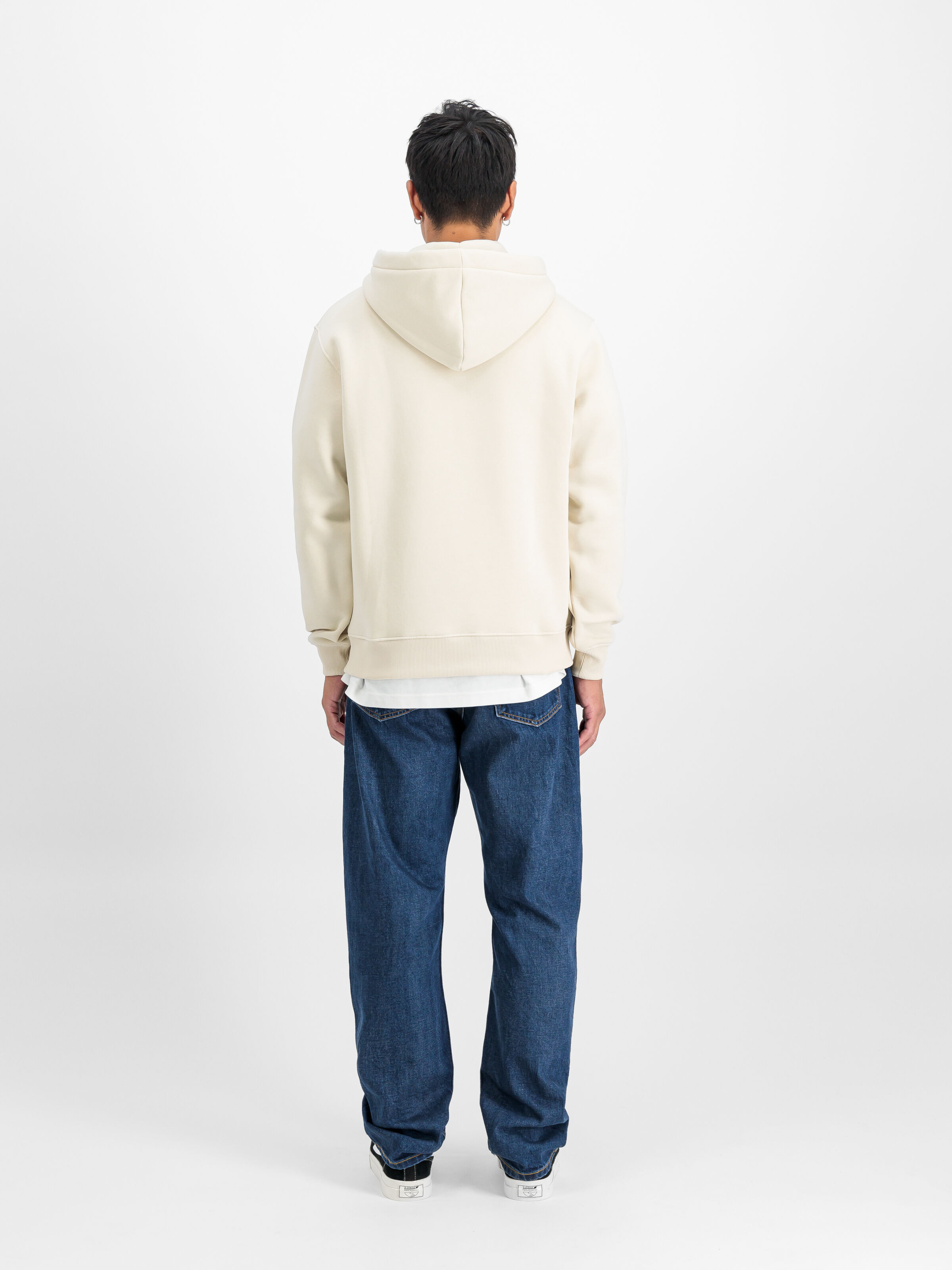 Basic Big Logo Hoodie vintage white 178312_300_2_model_00002_117953