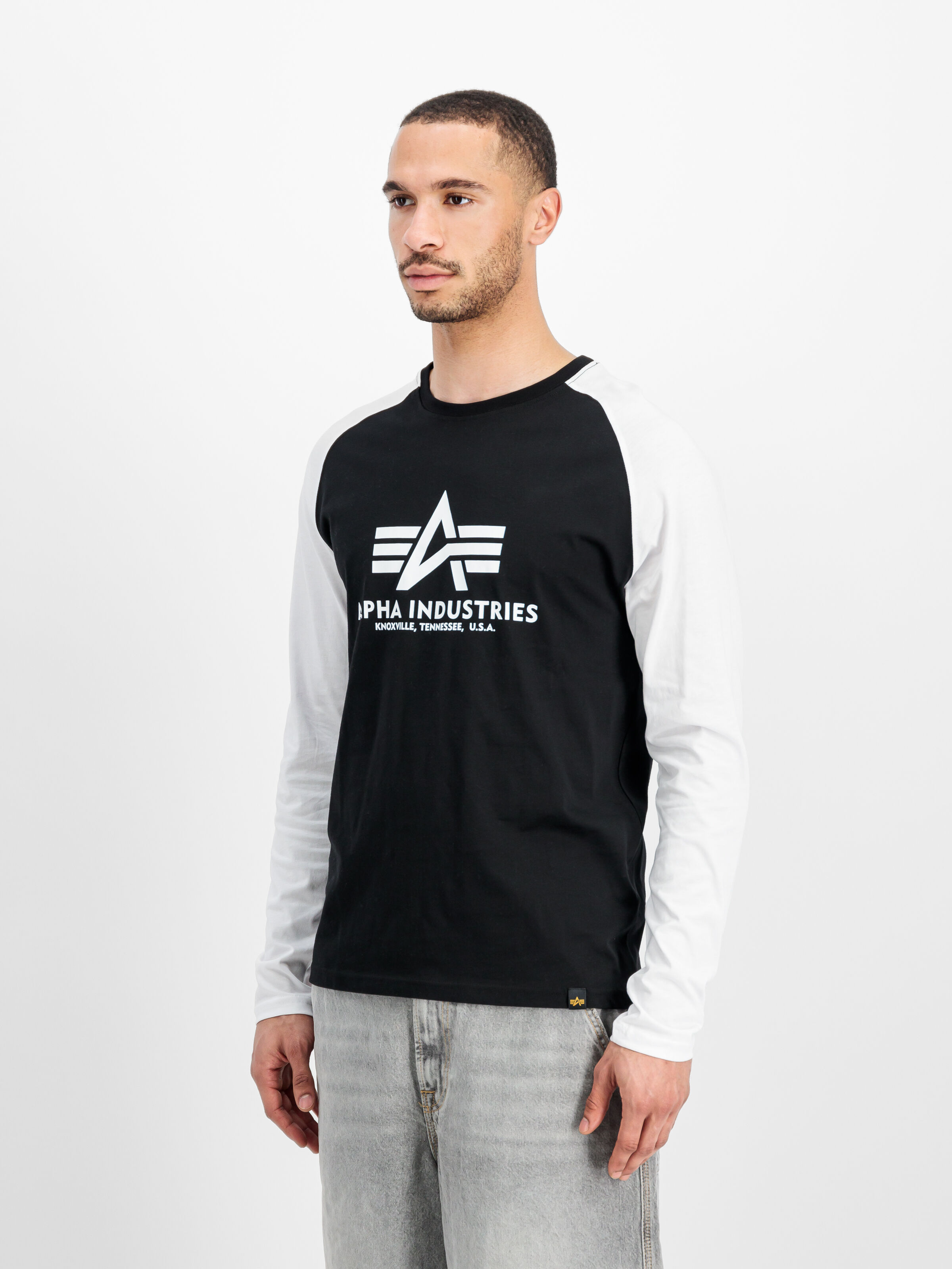 Basic Longsleeve black/white 176531_95_2_model_00003_125734