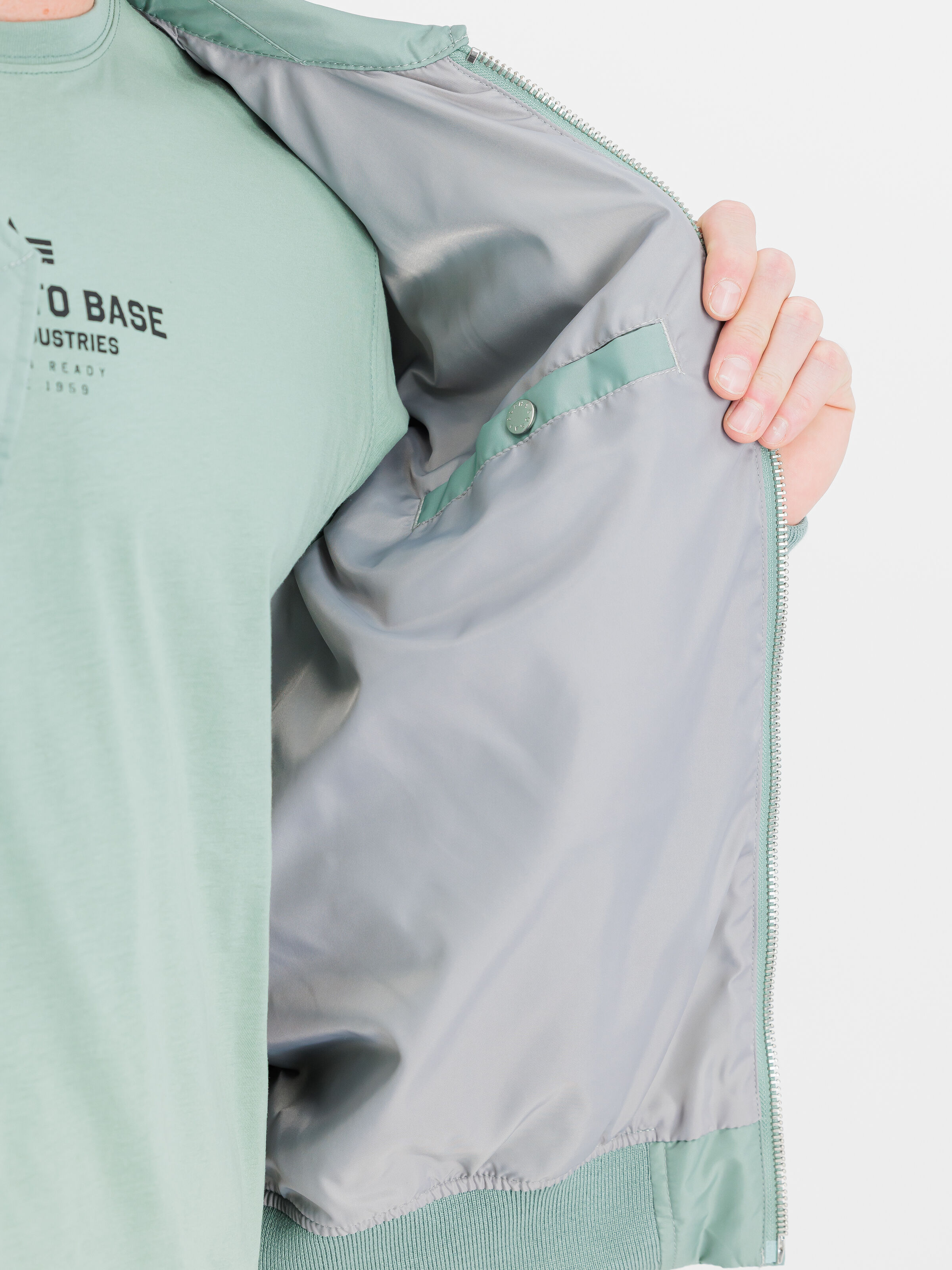 CWU-36/P TT Light Bomber Jacket frost green 266101_30_3_detail_00002_212163