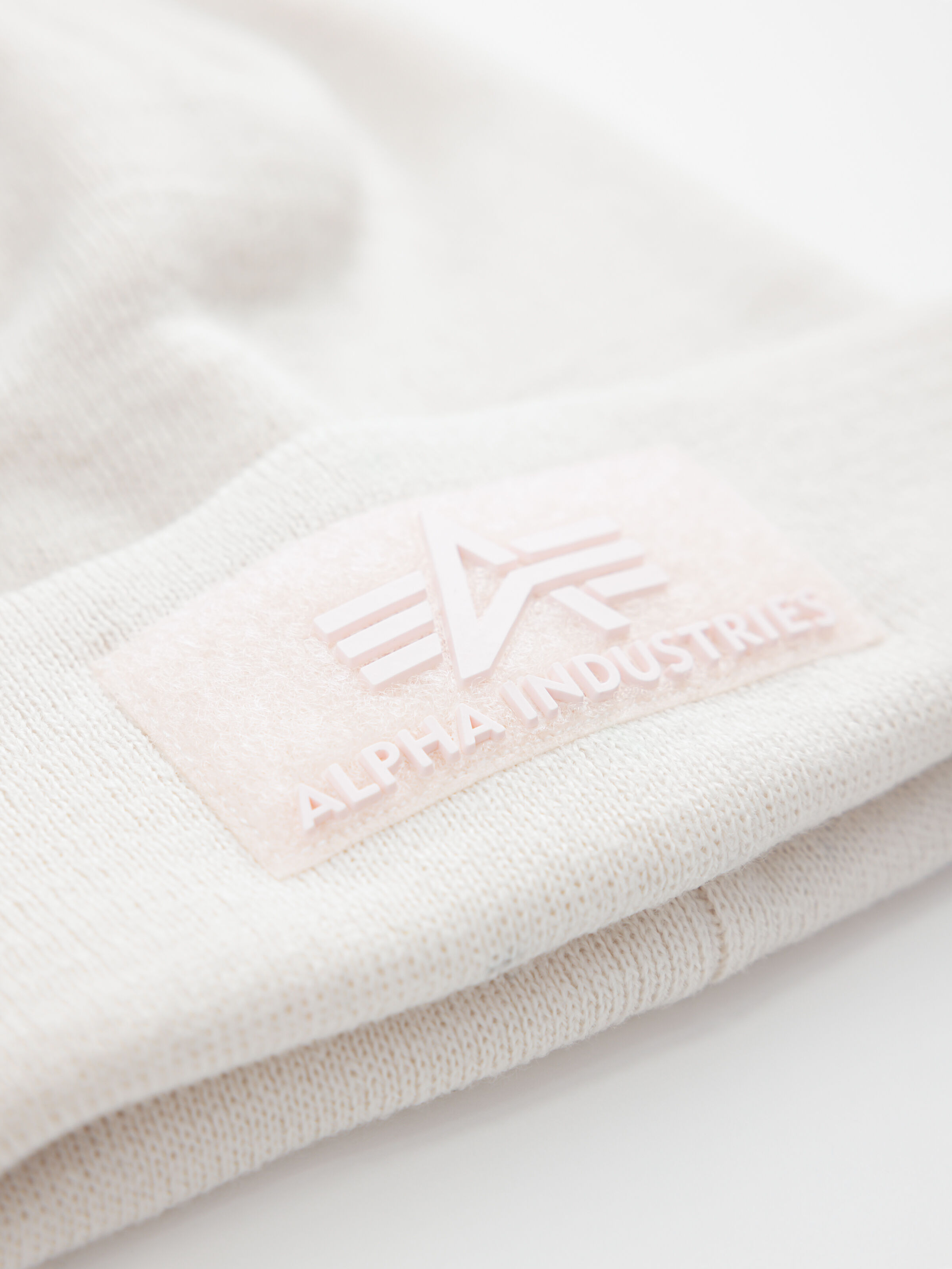 Velcro Beanie jet stream white 118943_578_3_detail_00001_97306