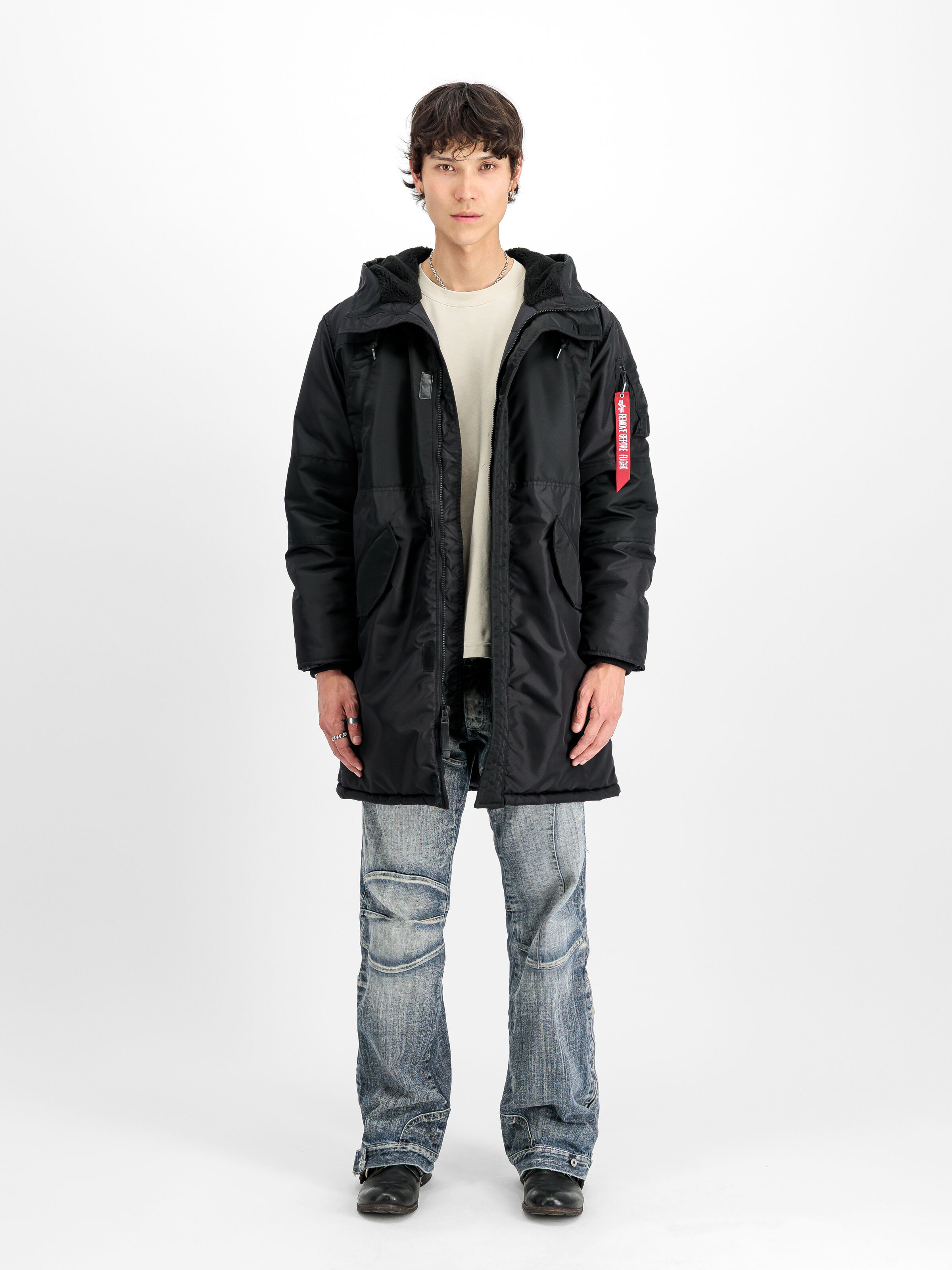 Studio Field Parka Winter Jacket black 258119_03_2_model_00001_173225