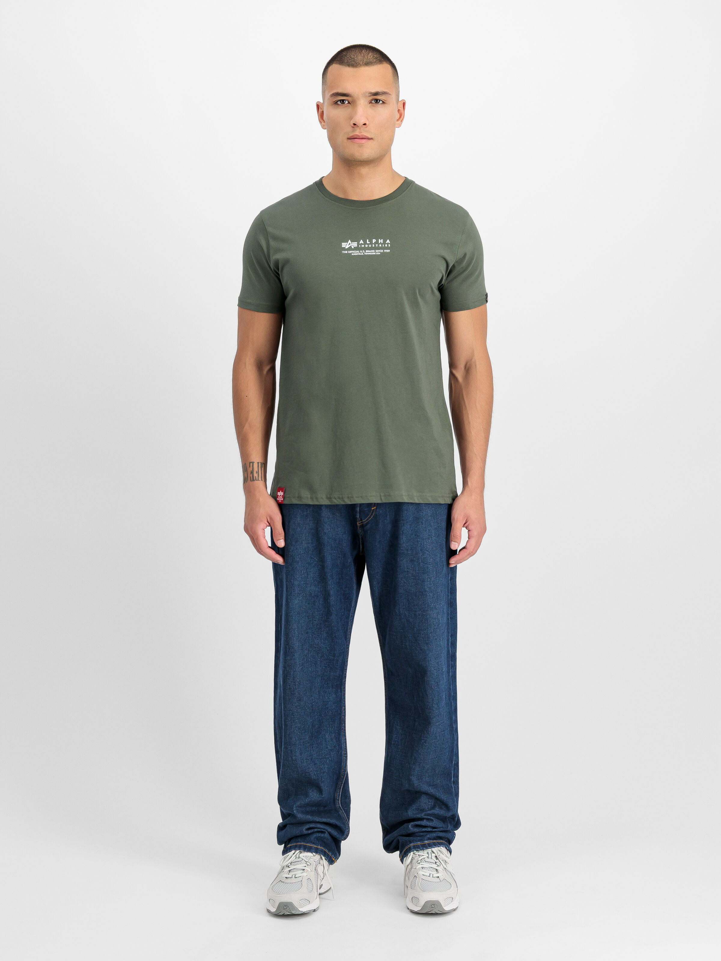 Alpha Wording T-Shirt dark olive 108501_142_2_model_00001_215089