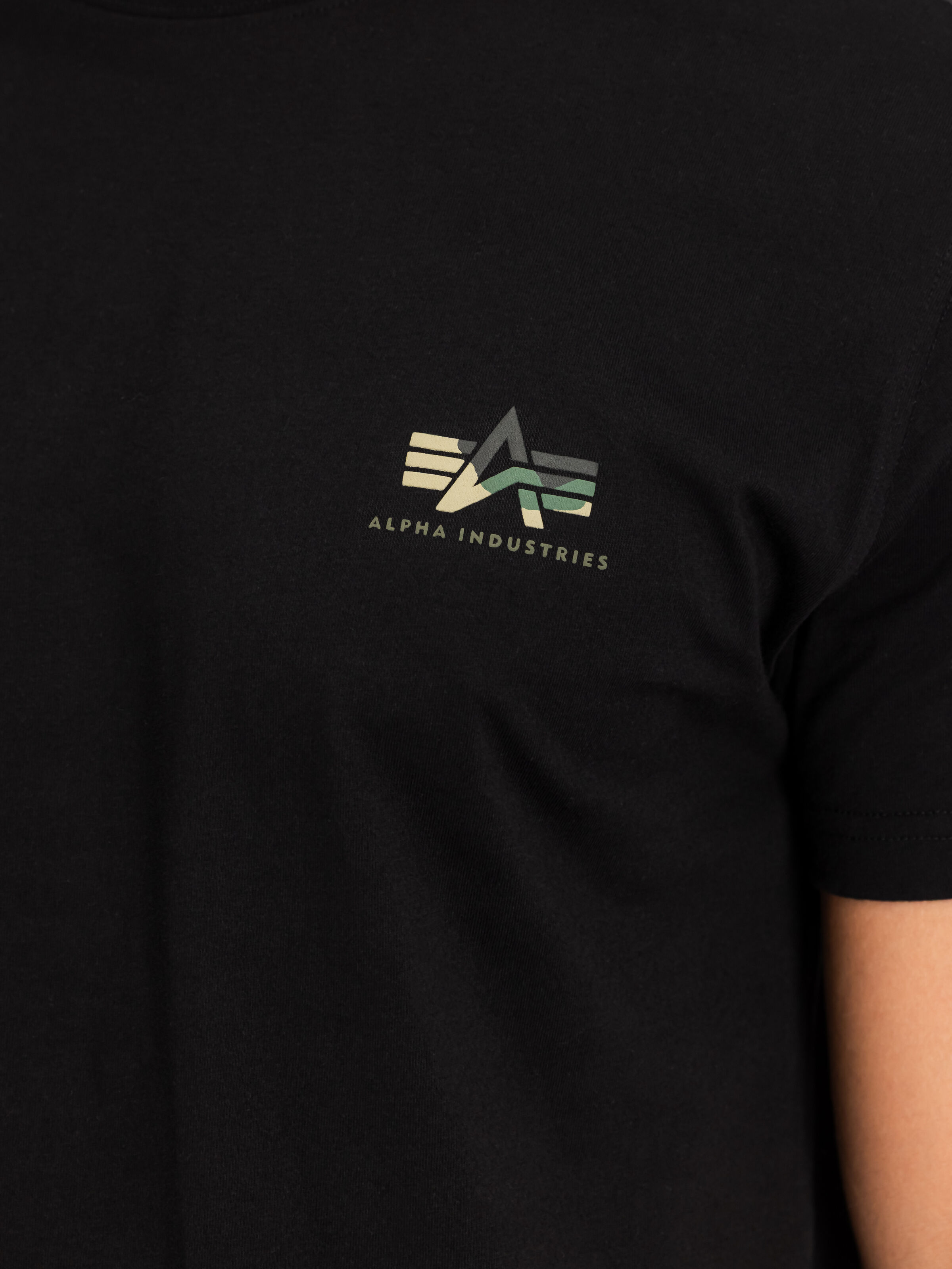 Camo Print T-Shirt black 266523_03_3_detail_00001_215328