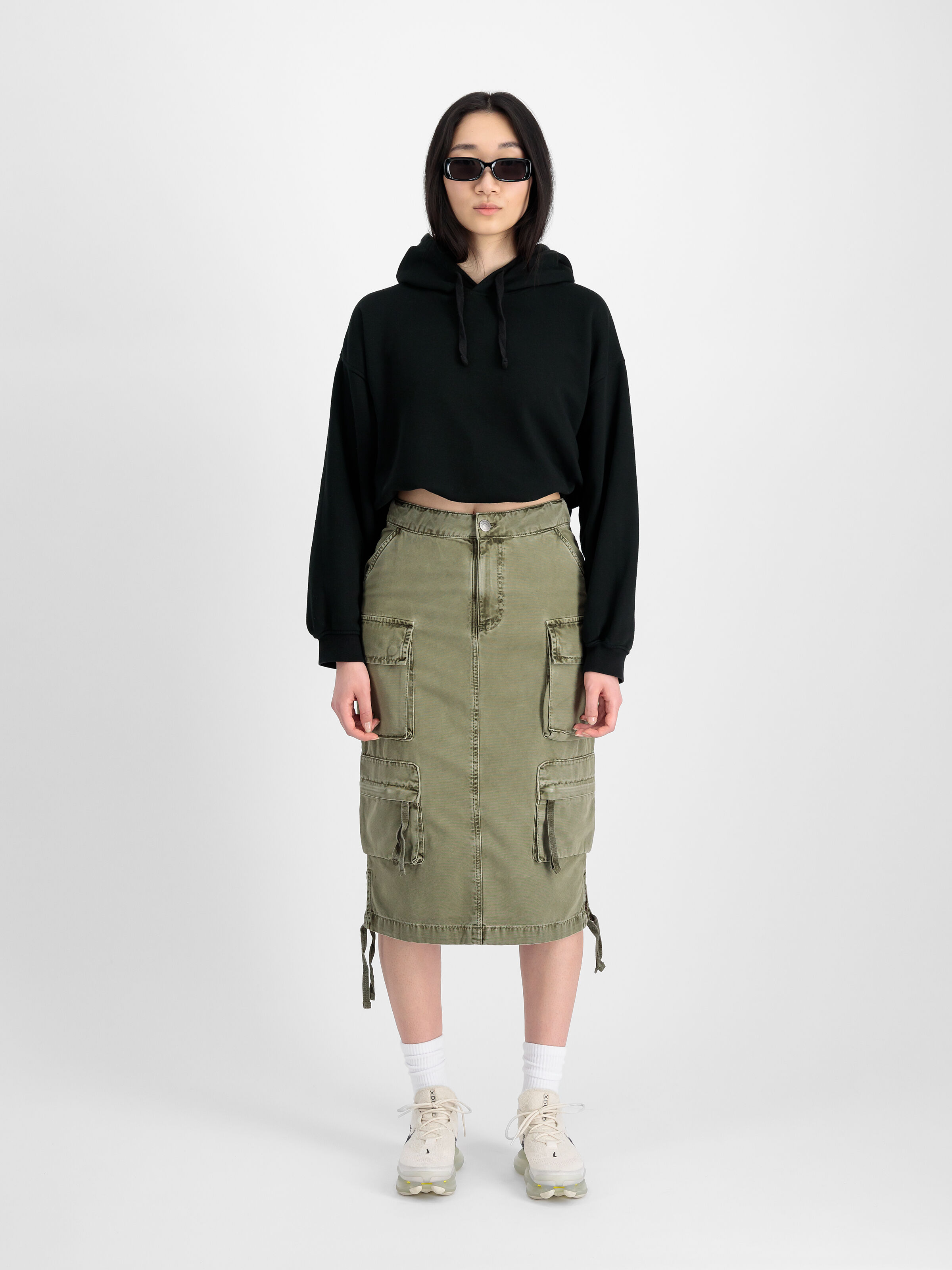 Multipocket Skirt Women olive 148068_11_2_model_00001_99189