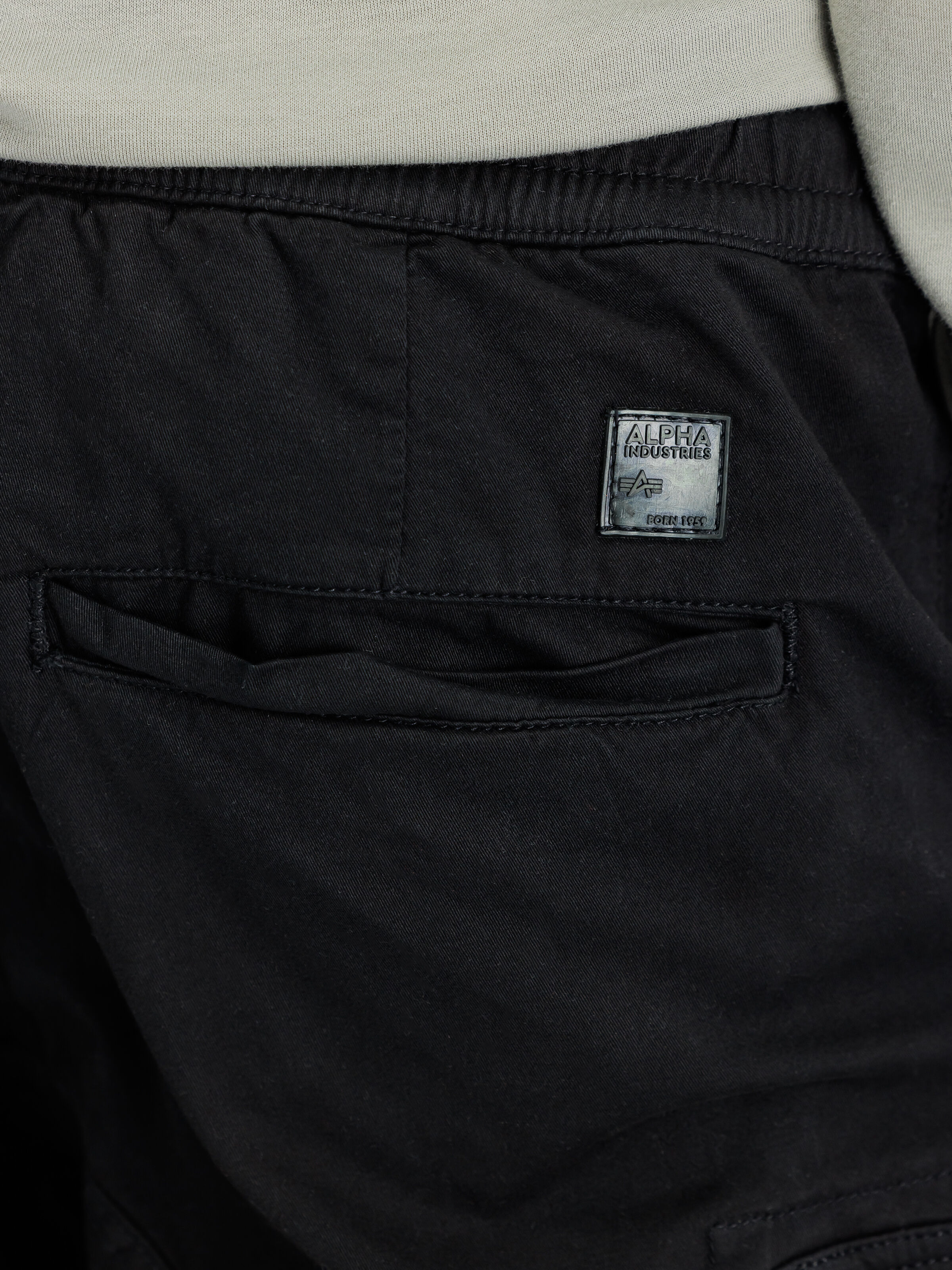 Cotton Twill Jogger Short black 106251_03_3_detail_00001_157038