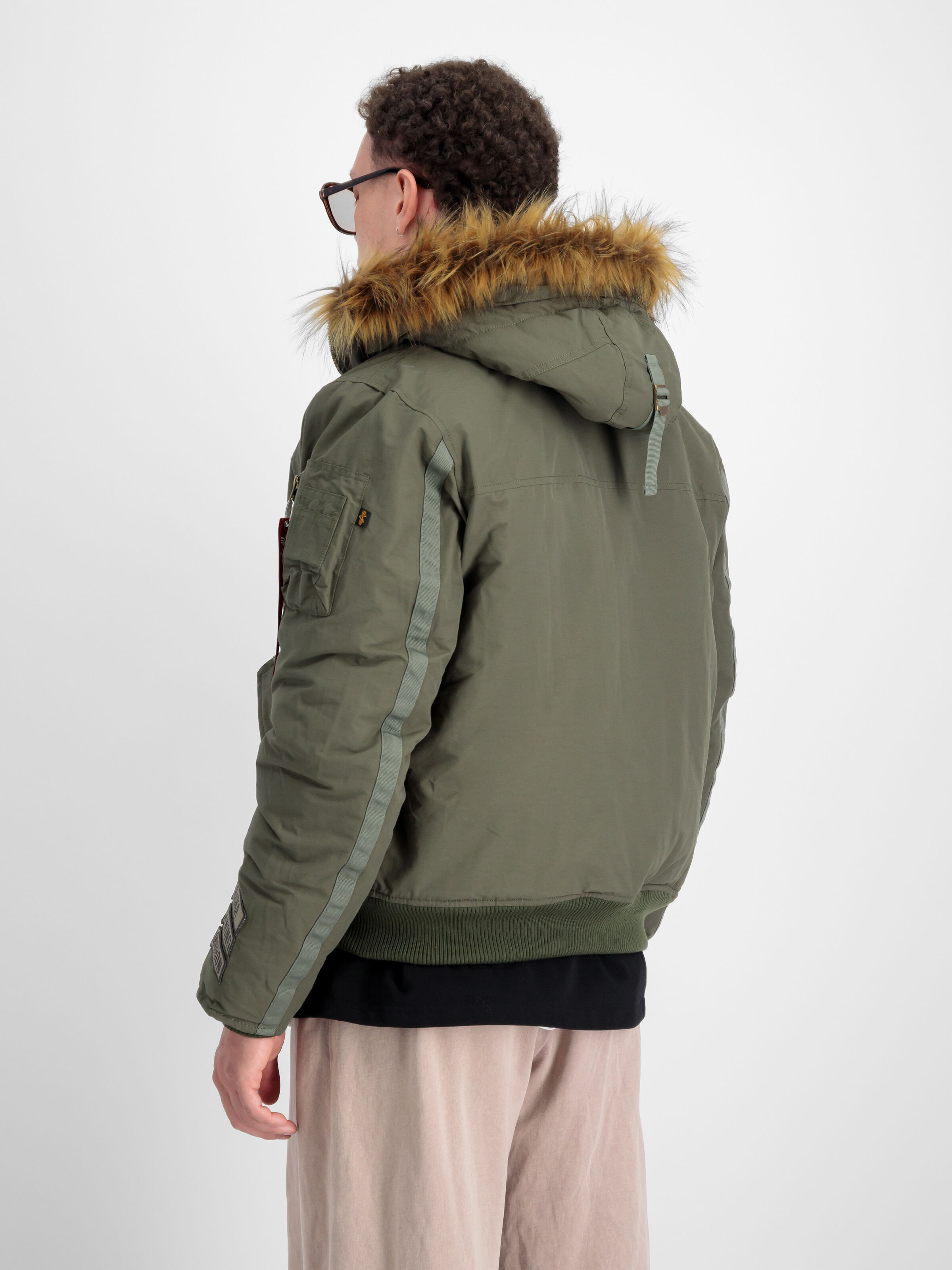 Arctic Guardians Jacket dark olive 148129_142_2_model_00004_129449