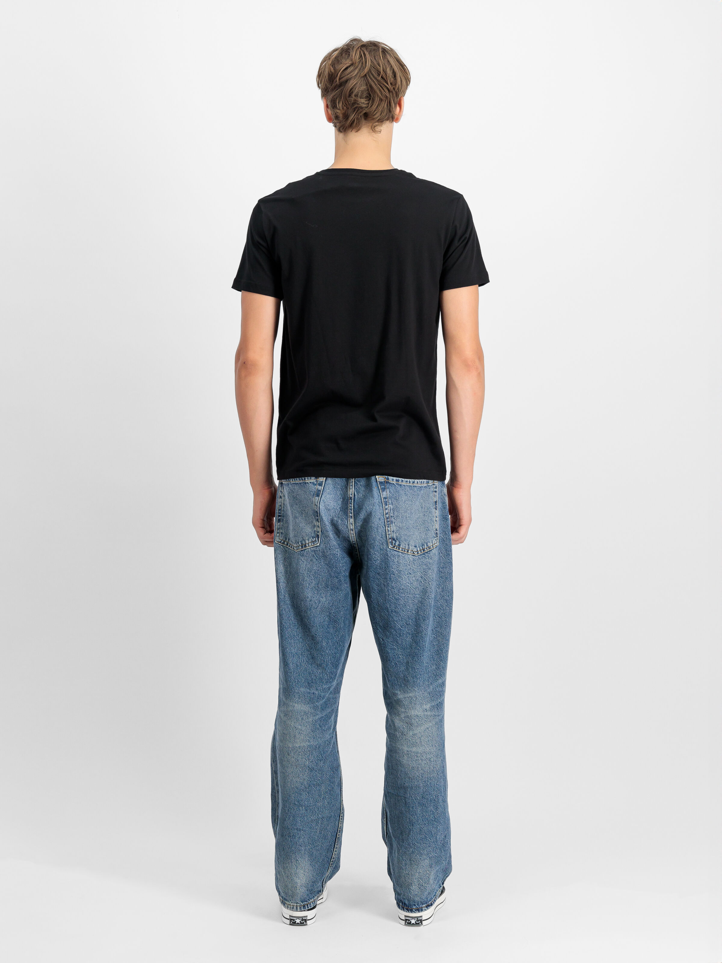 Basic Mid Logo TPU T-Shirt black/shiny gold 148525_533_2_model_00002_107095