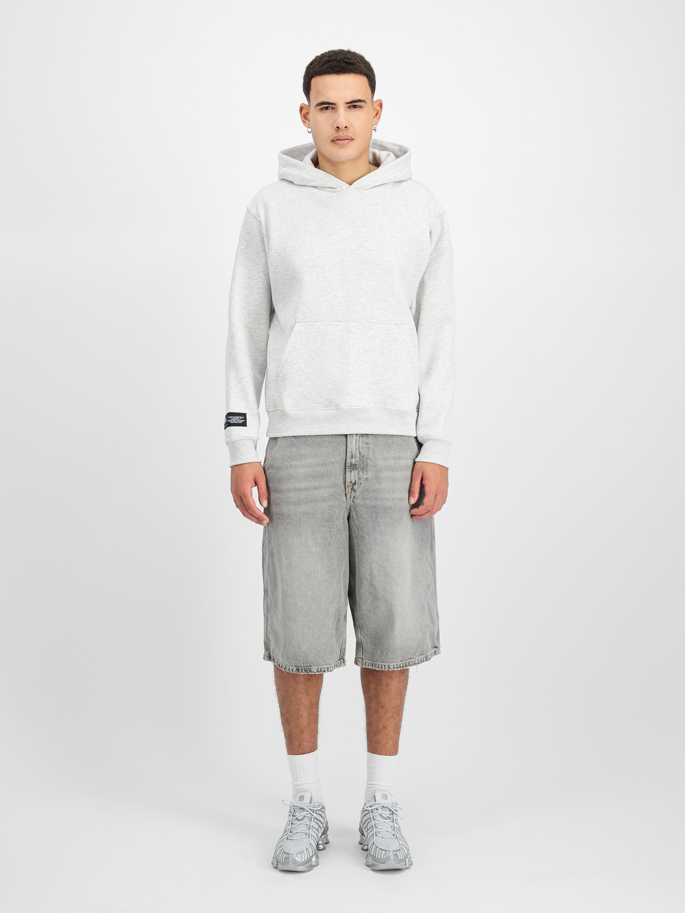 Label Backprint Hoodie pastel grey melange 258333_752_2_model_00001_183446