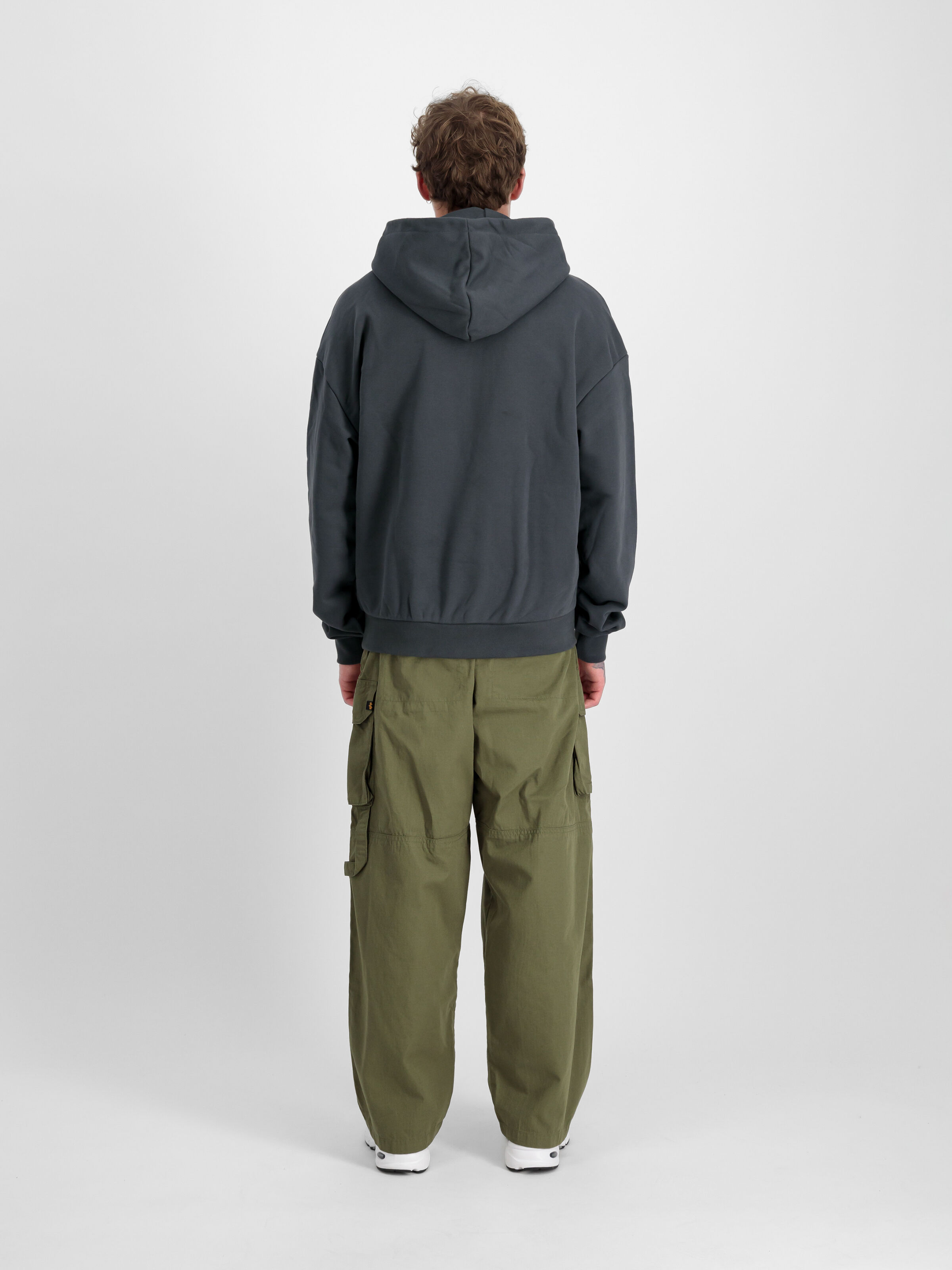Ripstop Patchwork Pant dark olive 148203_142_2_model_00002_98711