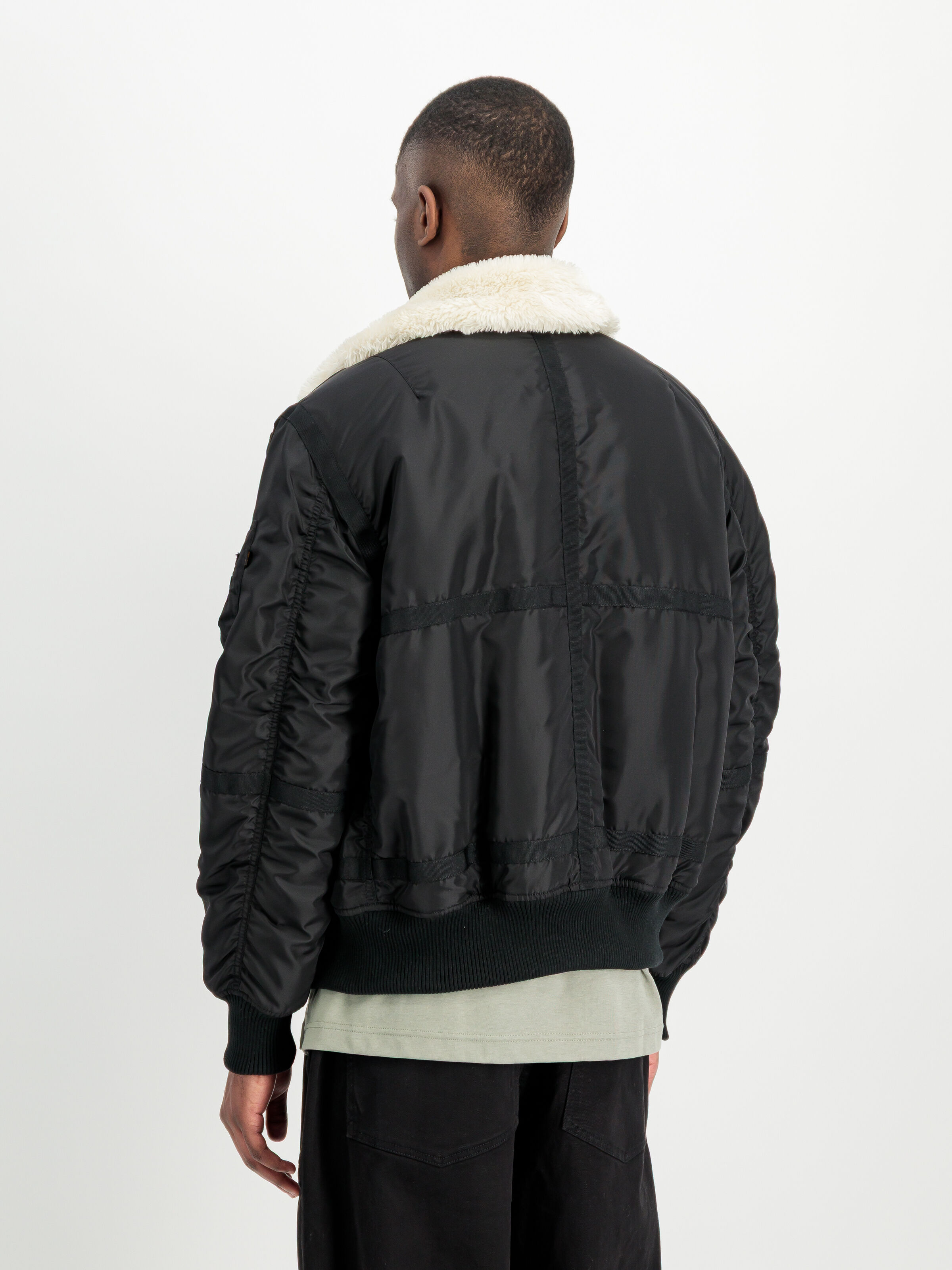 B-15 III TT Two Tone Bomber Jacket black/beige 198122_461_2_model_00003_226885