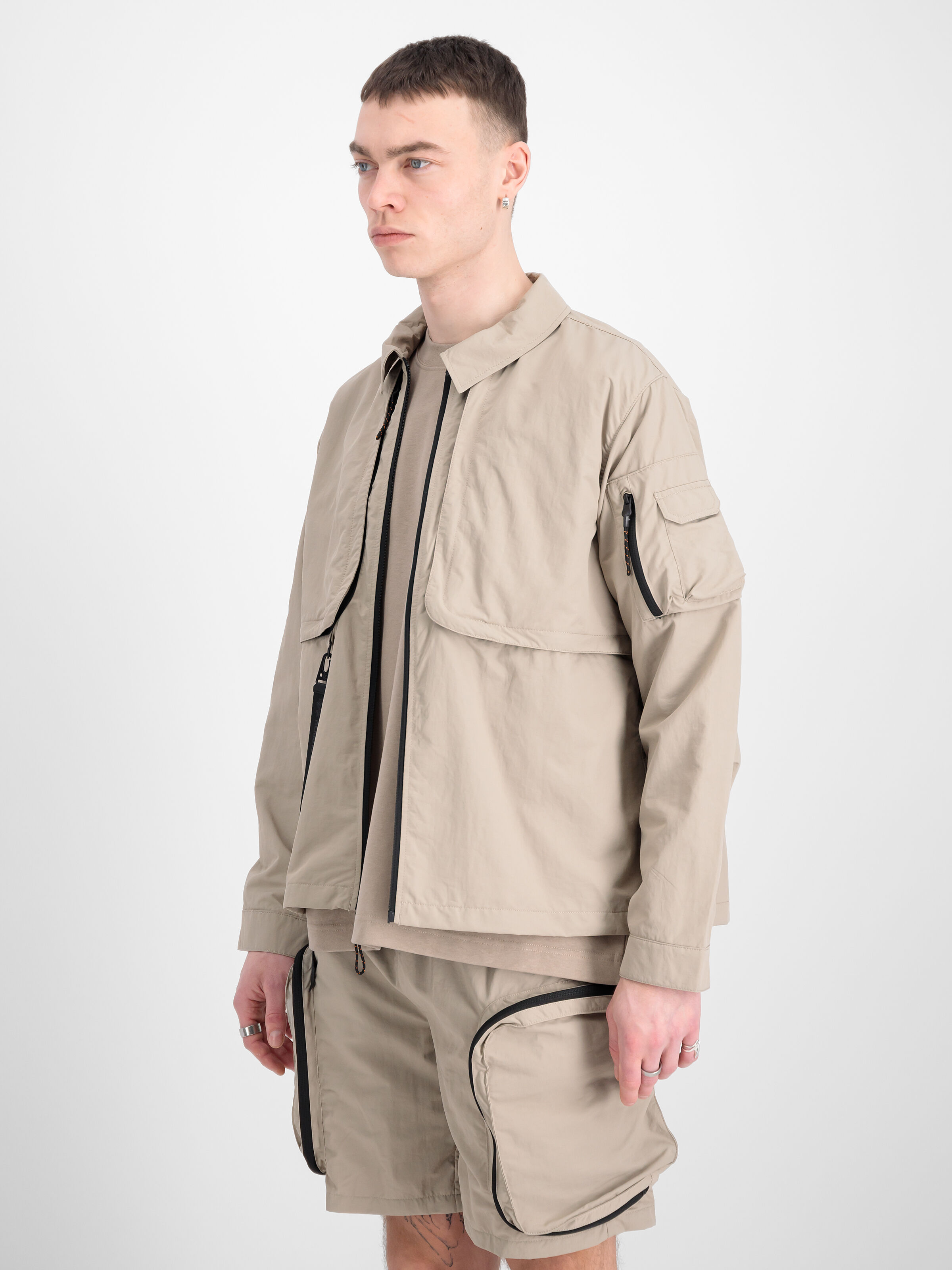 Utility UV Shirt vintage sand 146118UV_679_2_model_00003_102888