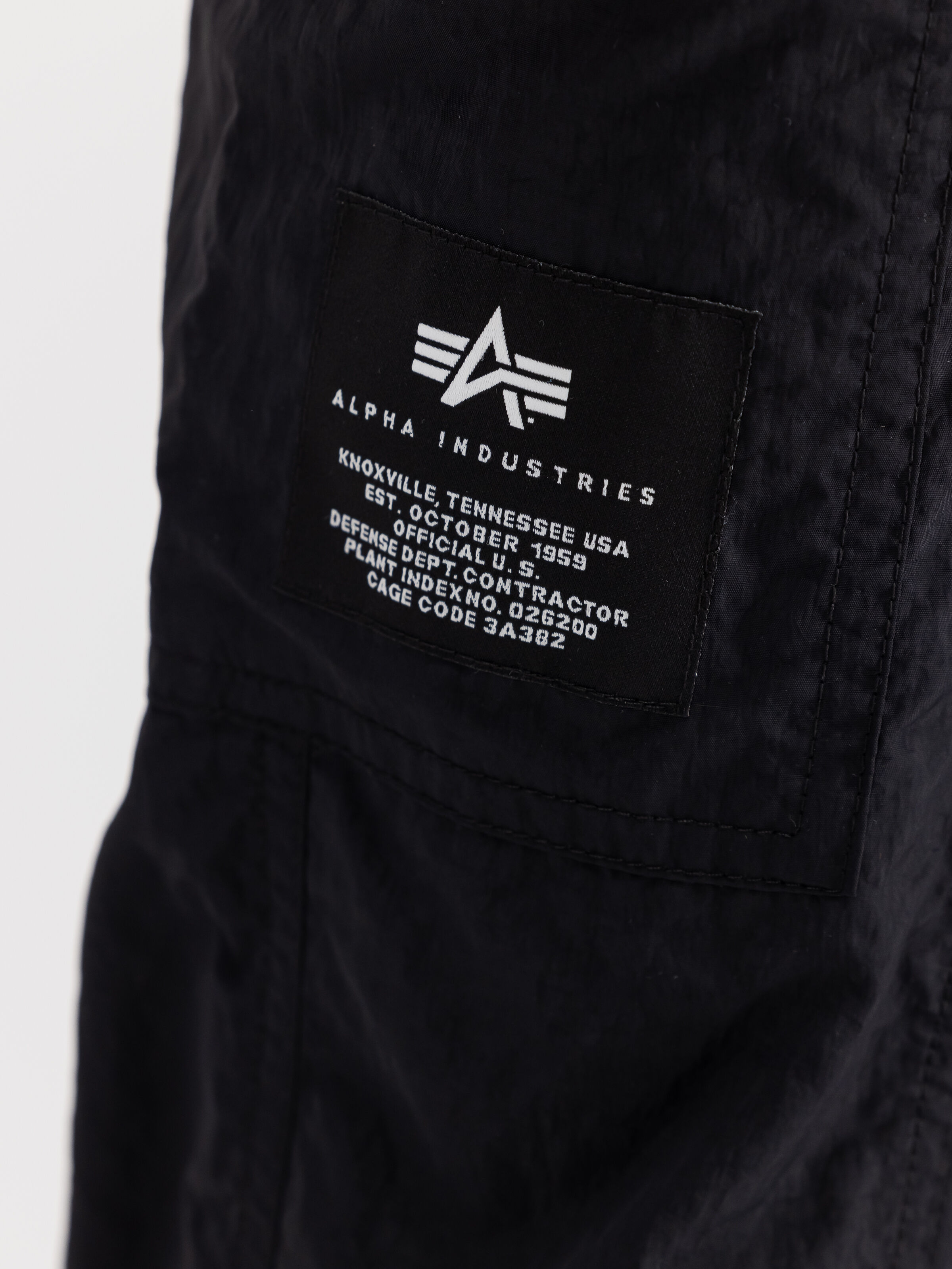 Nylon Cargo Pant black 156213_03_3_detail_00001_143299