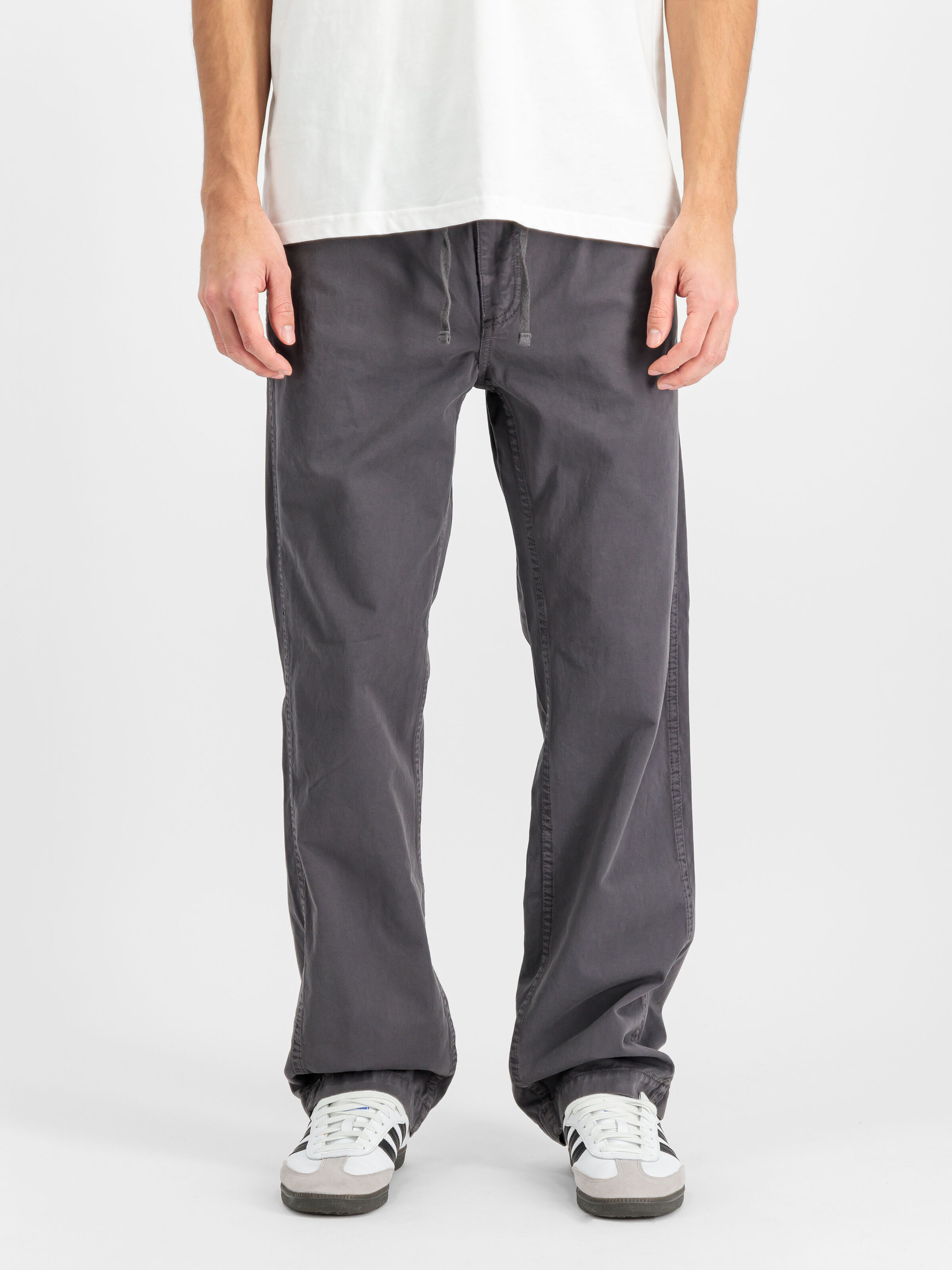Basic Cotton Pant vintage grey 156214_684_2_model_00003_142983.jpg
