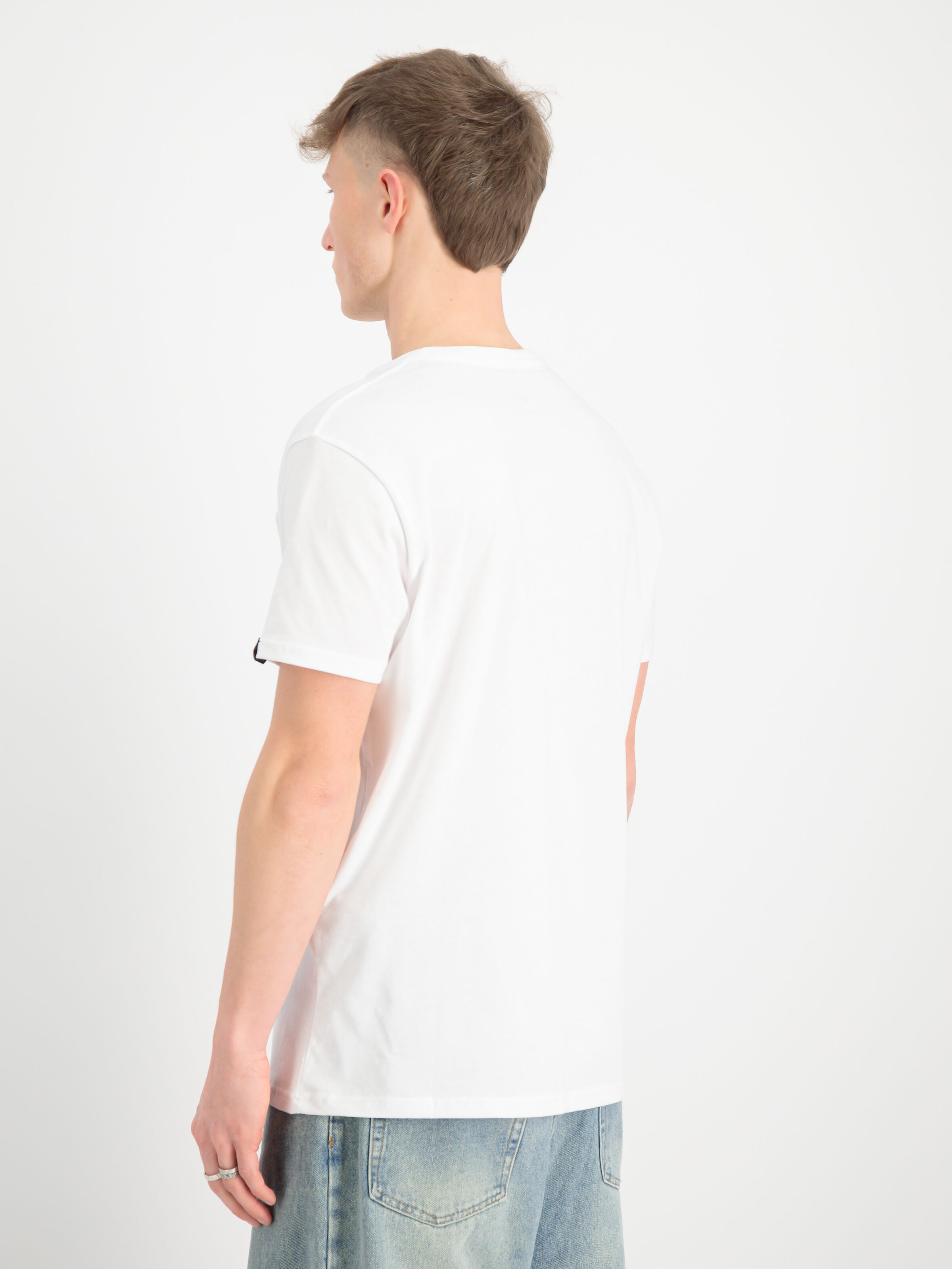Alpha Label Puff Print T-Shirt white 118502PP_09_2_model_00004_111501