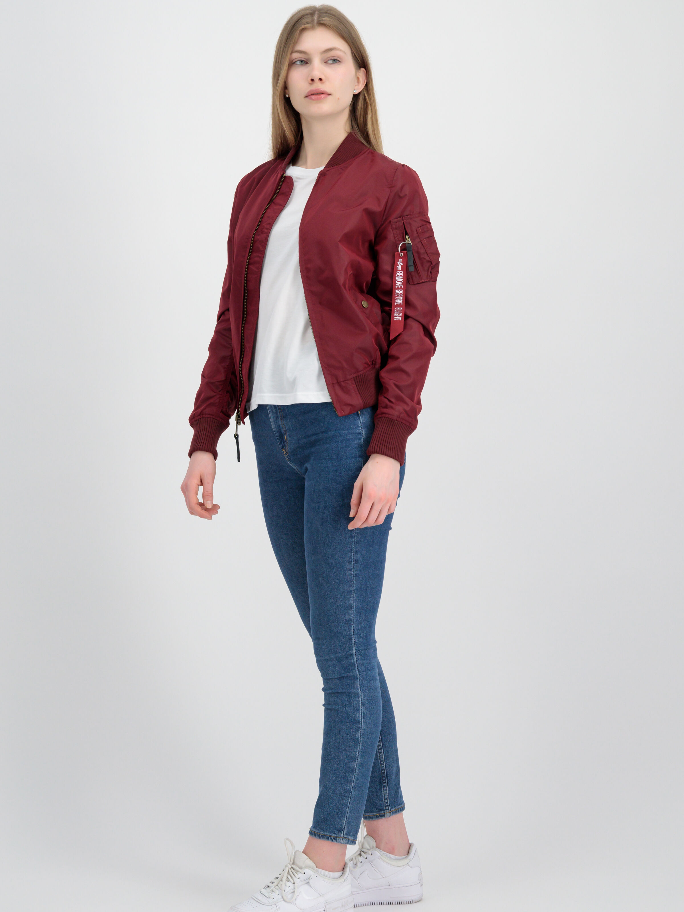 MA-1 TT Light Bomber Jacket Women burgundy 141041_184_alpha_industries_ma_1_tt_wmn_005_219178