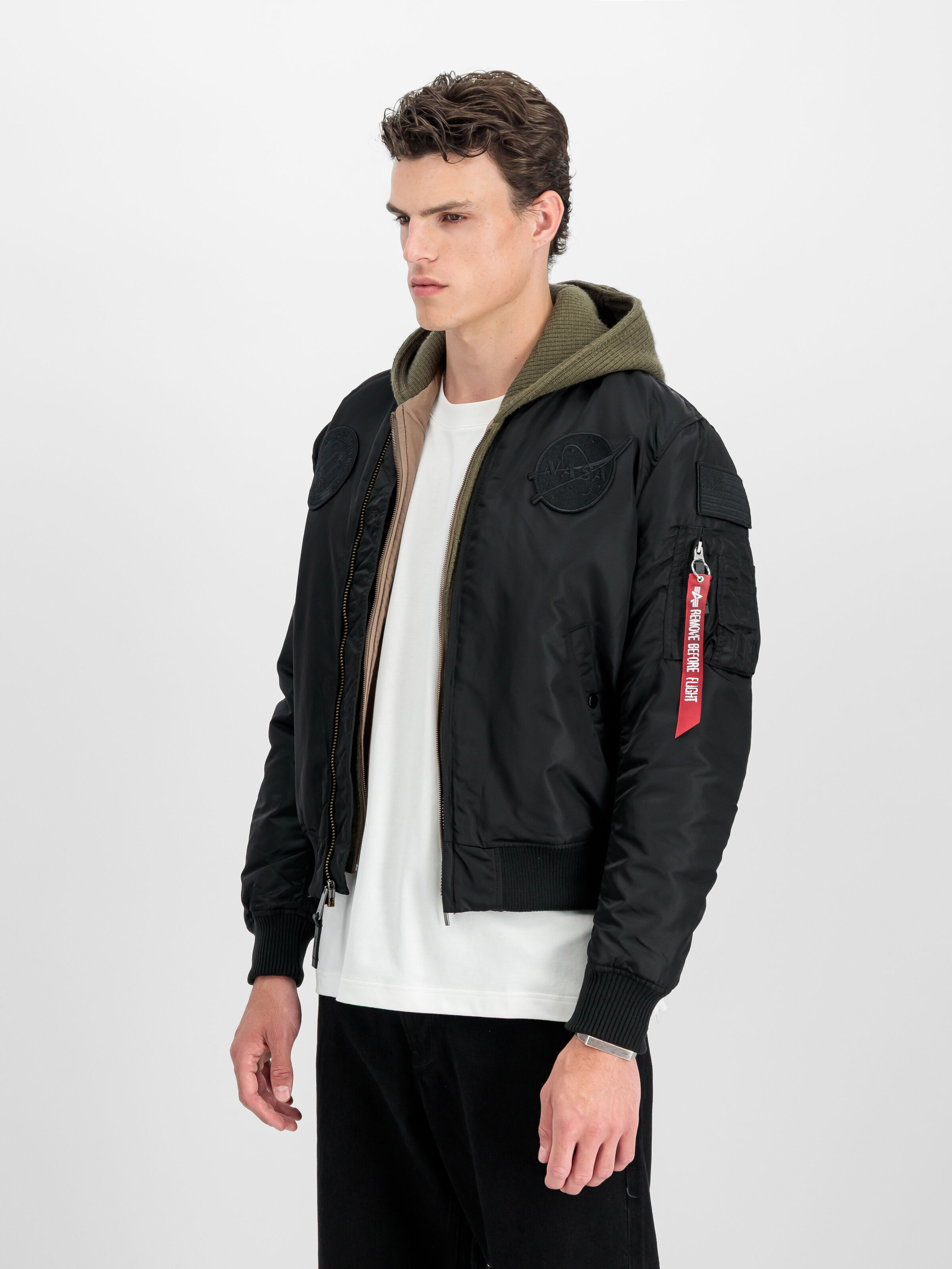 MA-1 VF NASA Bomber Jacket all black 166107_404_2_model_00002_192682