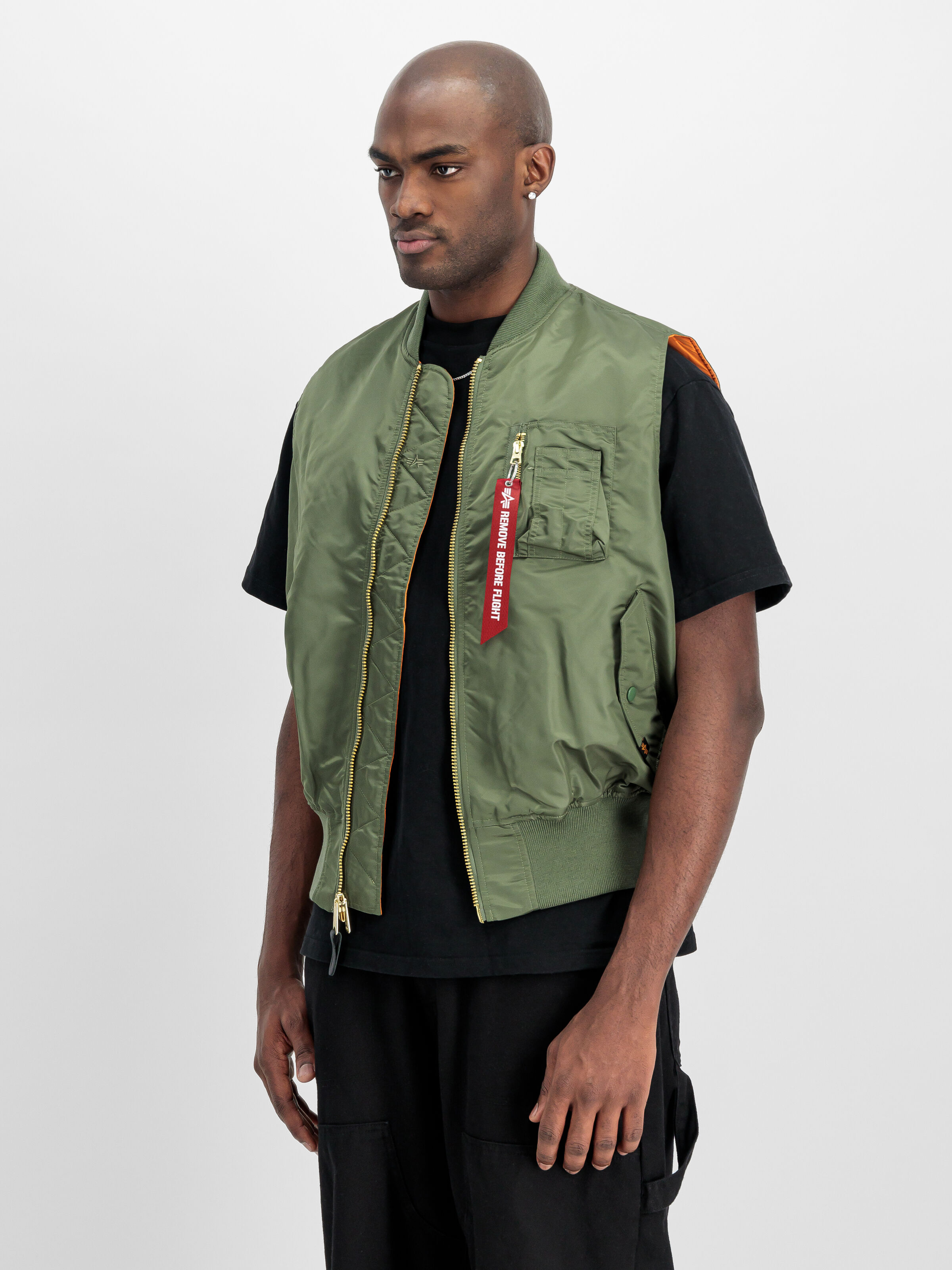 MA-1 Vintage Loose Vest sage-green 156146_01_2_model_00002_248445