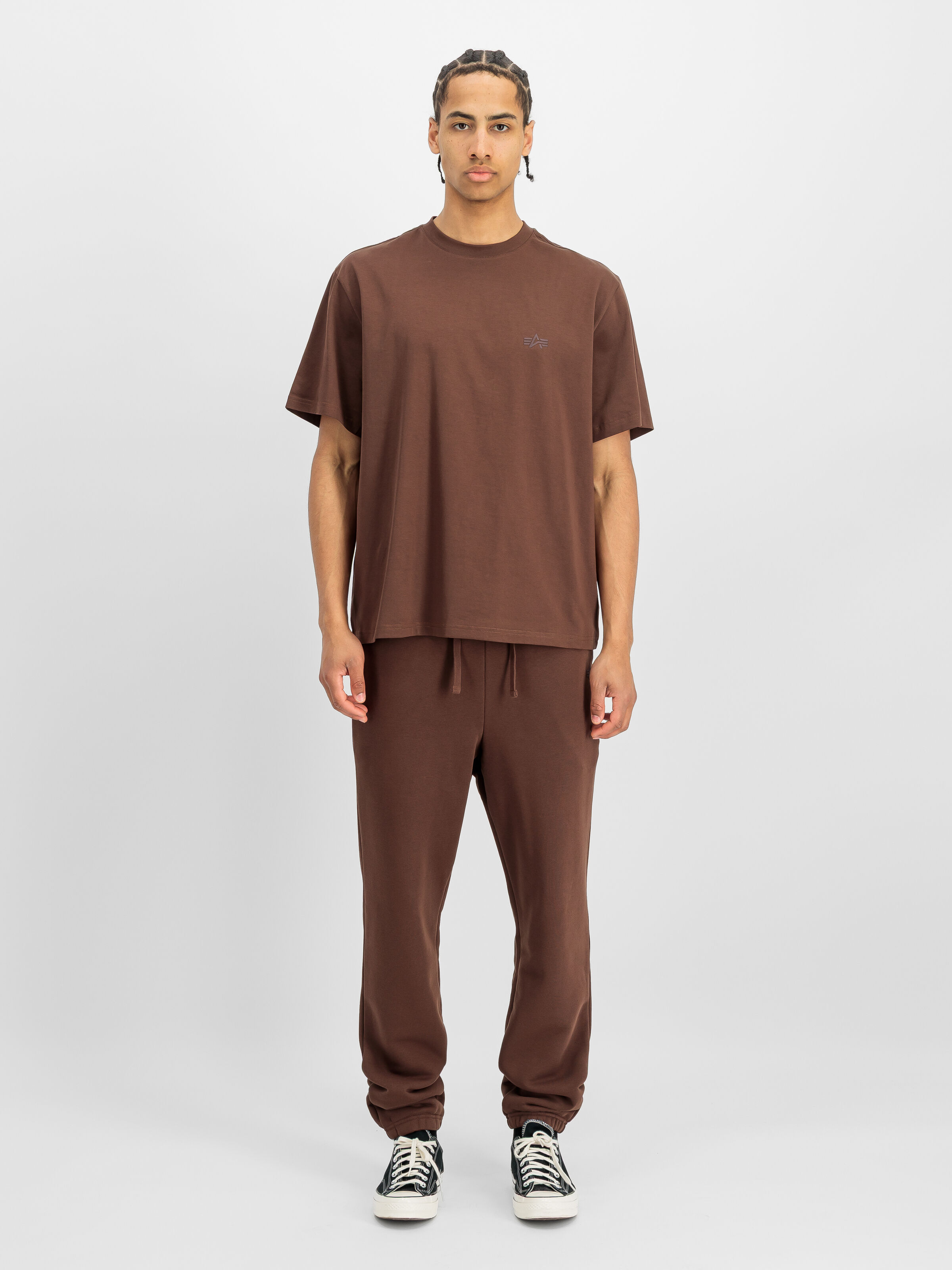 Dye To Match Mid Logo T-Shirt powder brown 268505_204_2_model_00001_236132