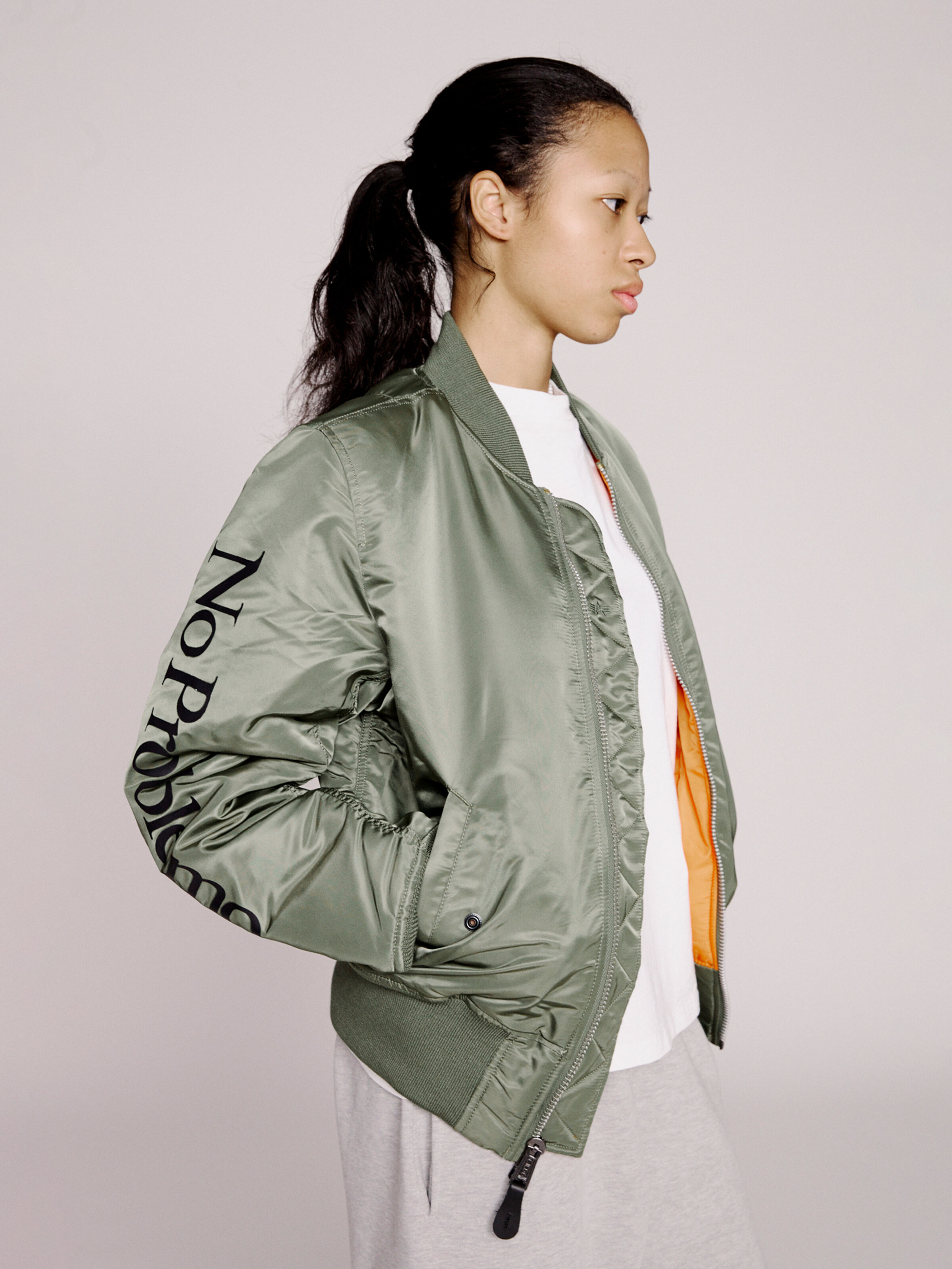 ALPHA X NO PROBLEMO NO WAR MA-1 sage-green 258160_01_2_model_00003_194062