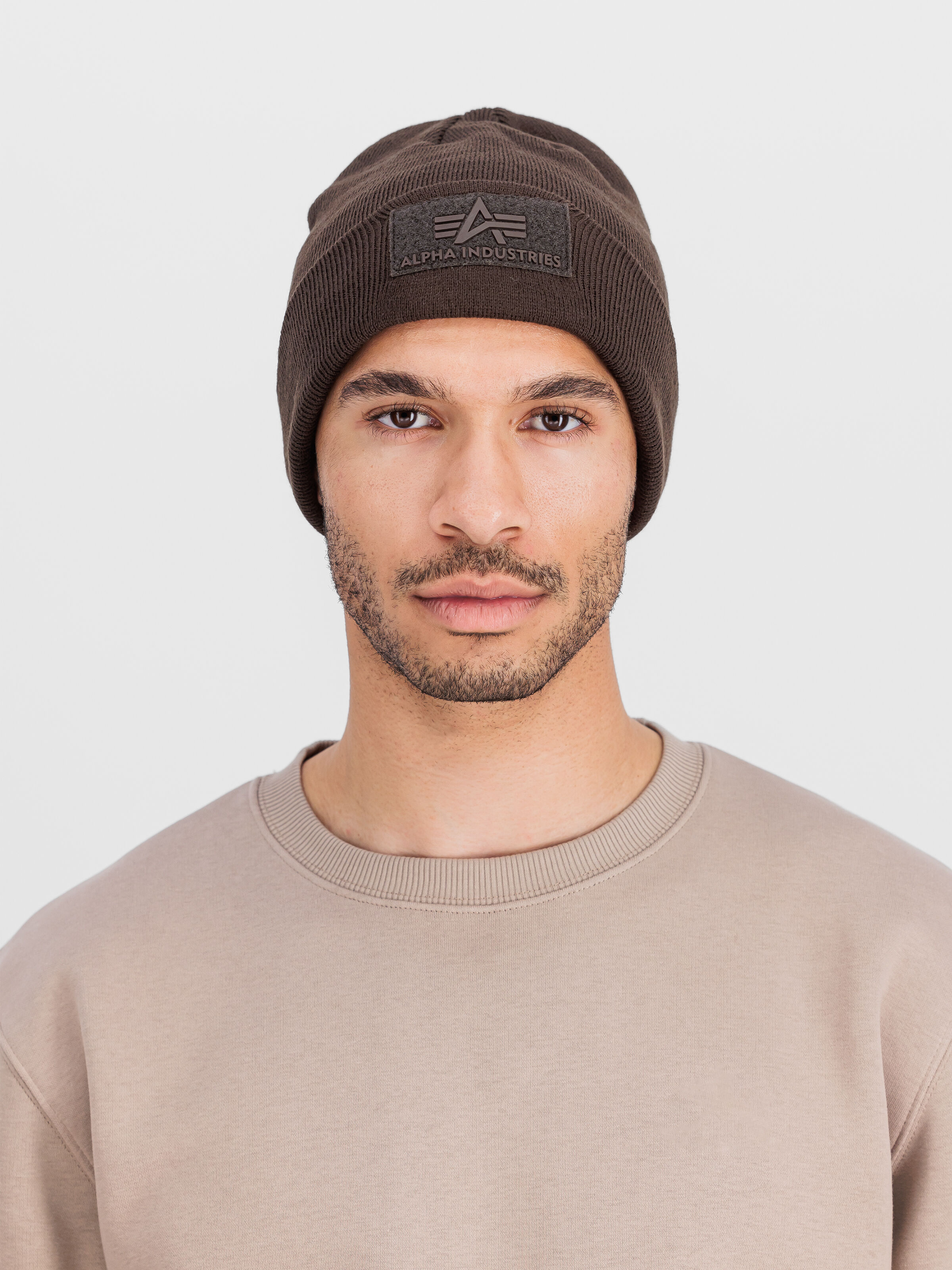 Velcro Beanie hunter brown 118943_696_2_model_00001_126054