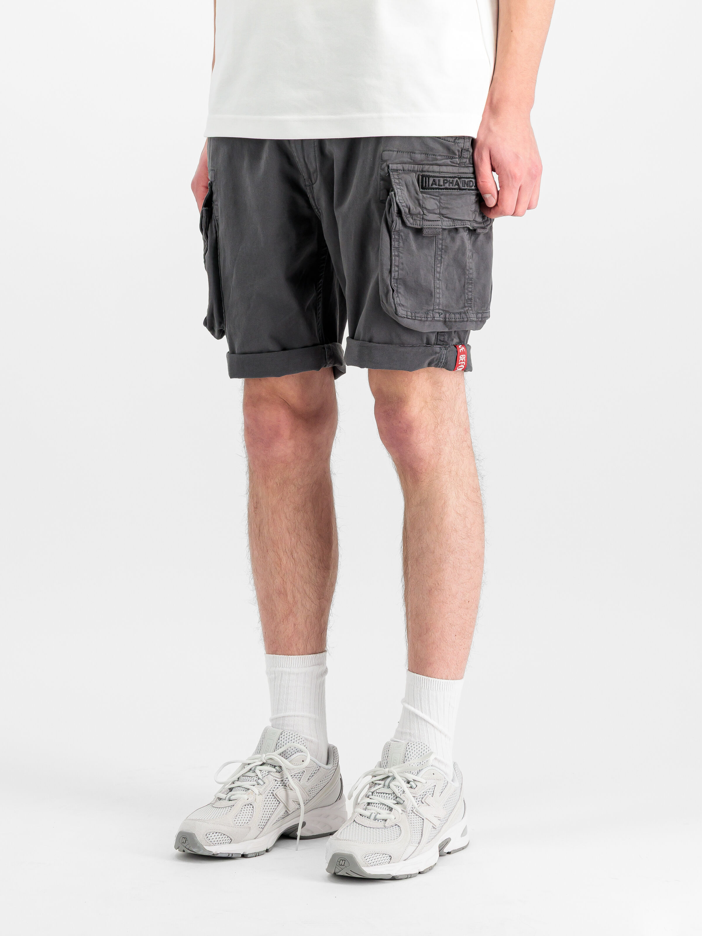 Crew Short vintage grey 176203_684_2_model_00002_216225.jpg