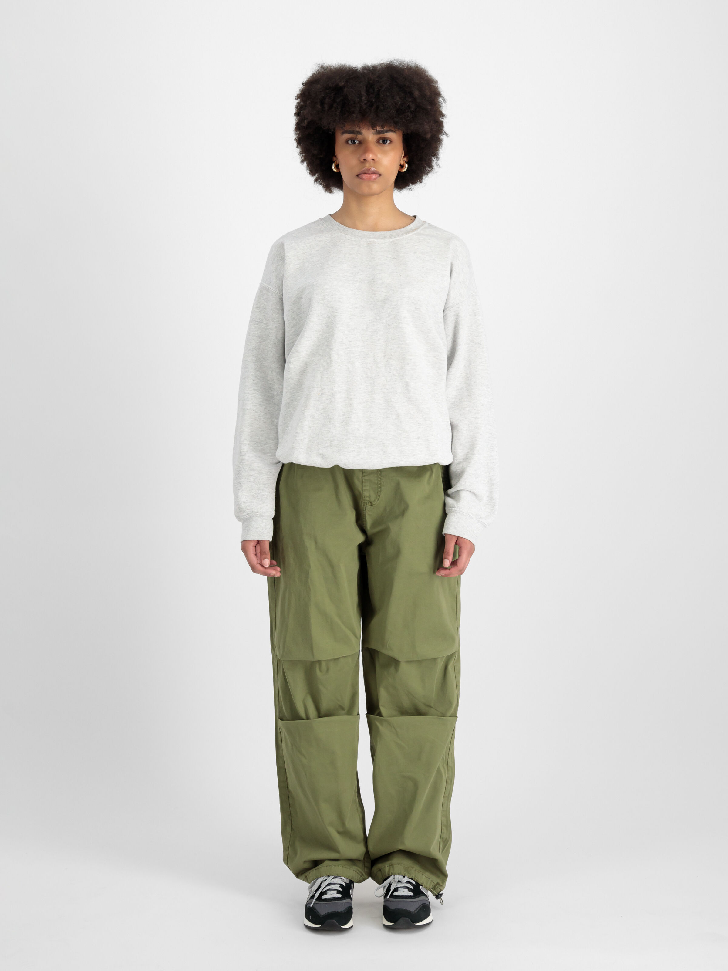 Cargo Jogger Pant Women olive 148024_11_2_model_00001_99290