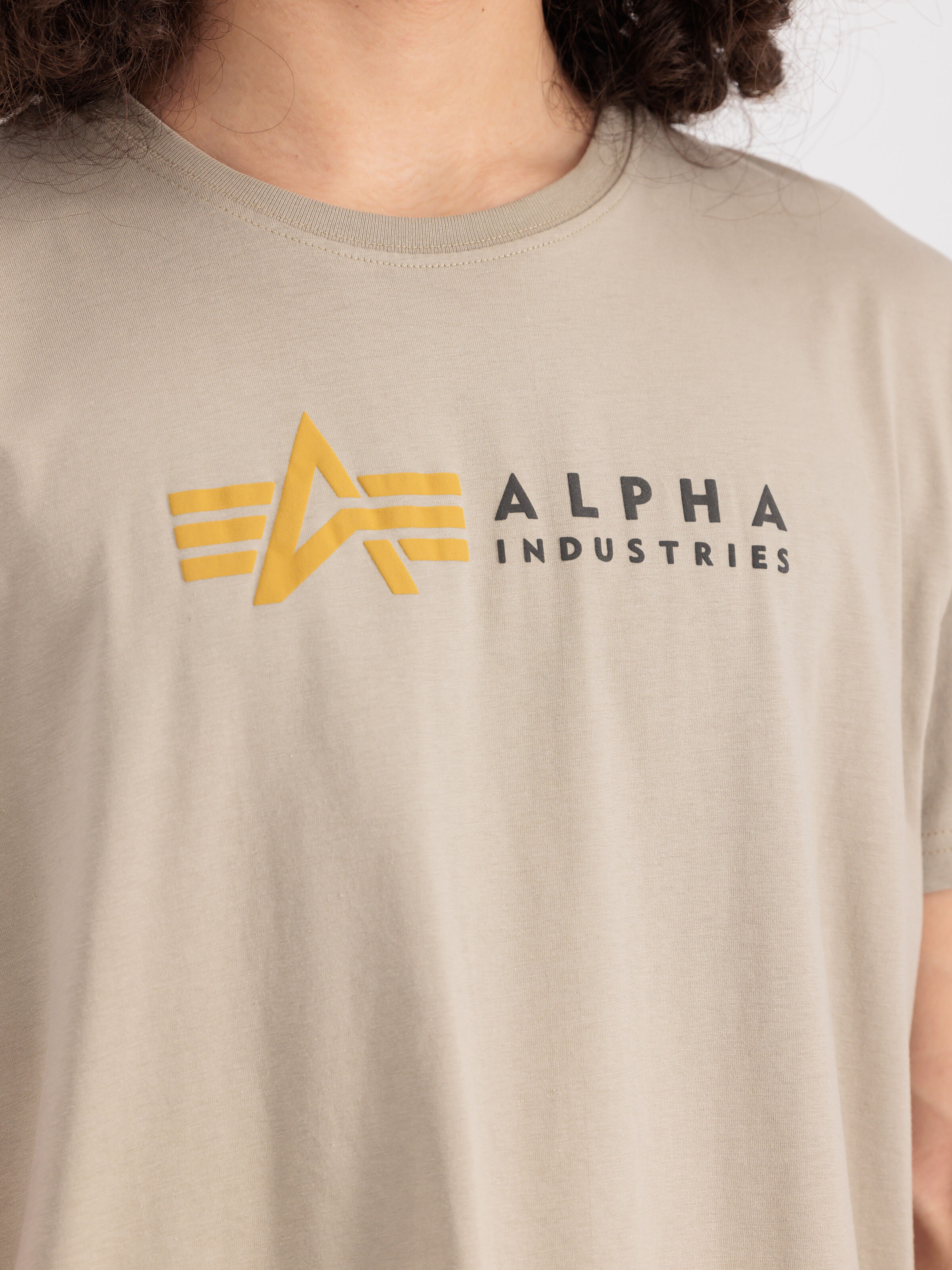 Alpha Label Puff Print T-Shirt vintage sand 118502PP_679_3_detail_00001_111657