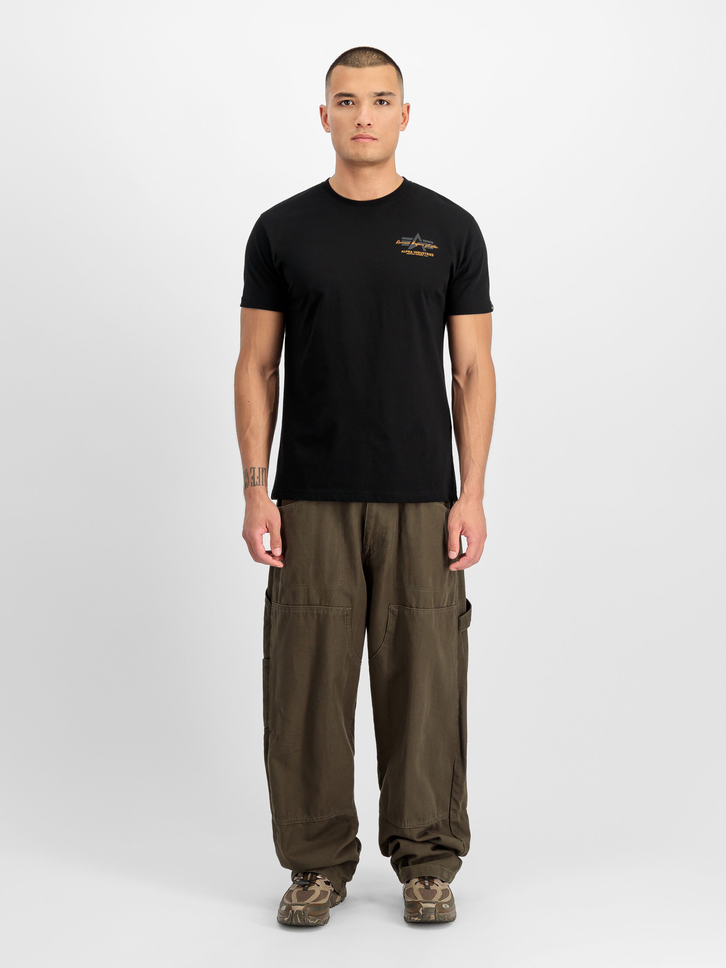 Tonal Logo Print T-Shirt black 266525_03_2_model_00001_213921