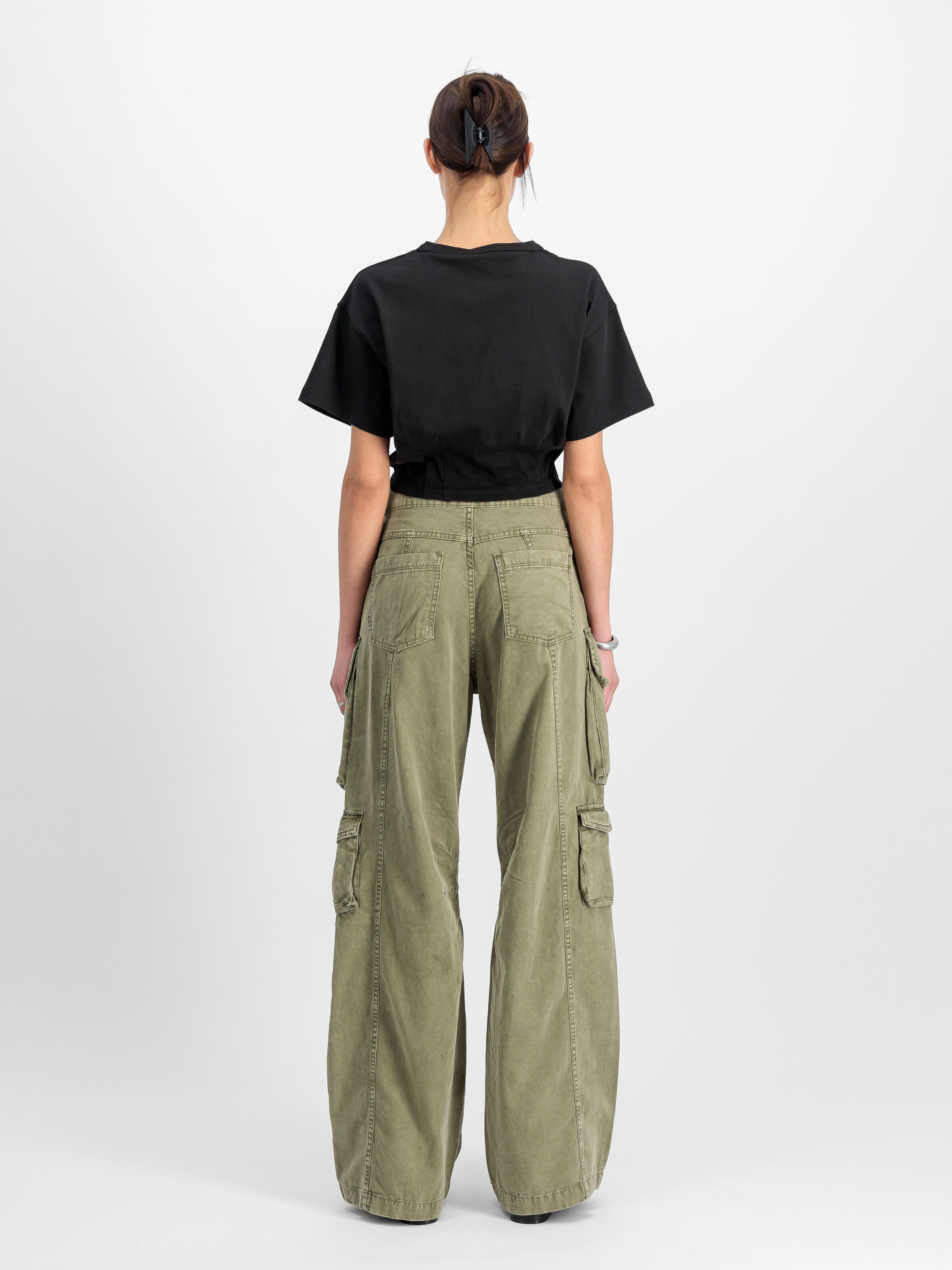 Multipocket Pant Women olive 148022_11_2_model_00002_103968