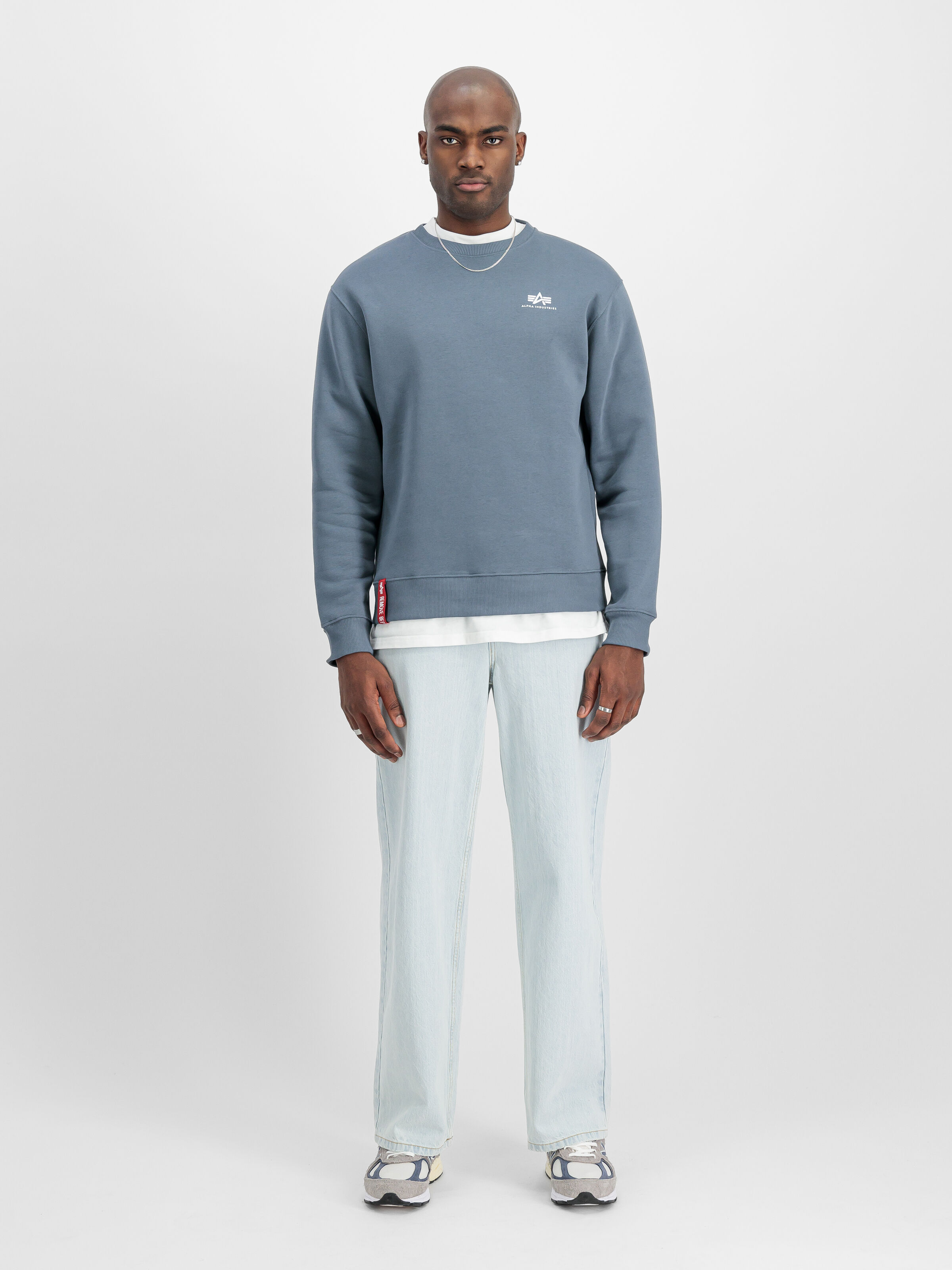 Basic Small Logo Sweatshirt denim blue 188307_439_2_model_00001_160119