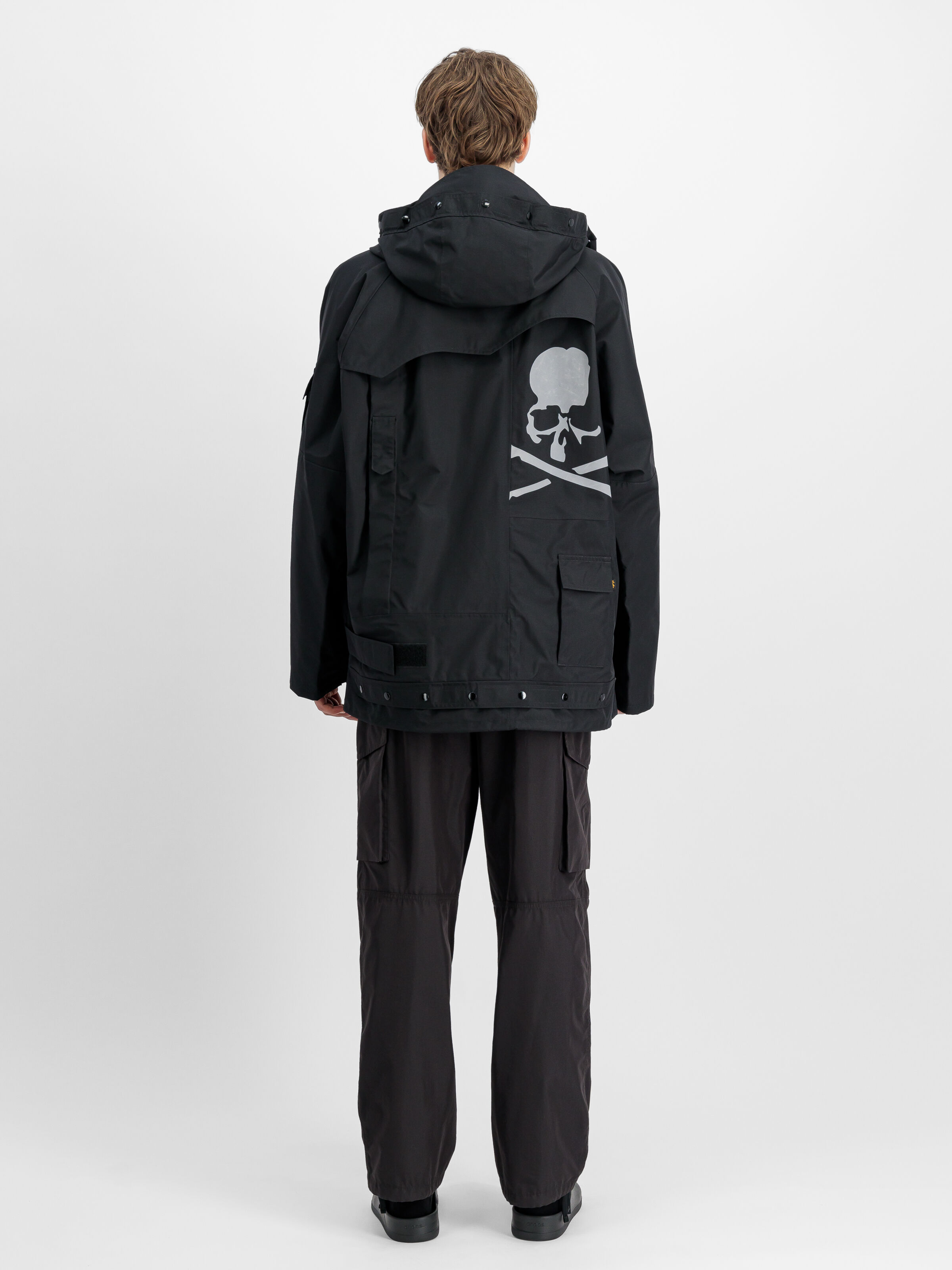 ALPHA X MASTERMIND ECWCS GEN 1ST Outdoor Jacket black 148154_03_2_model_00002_104013