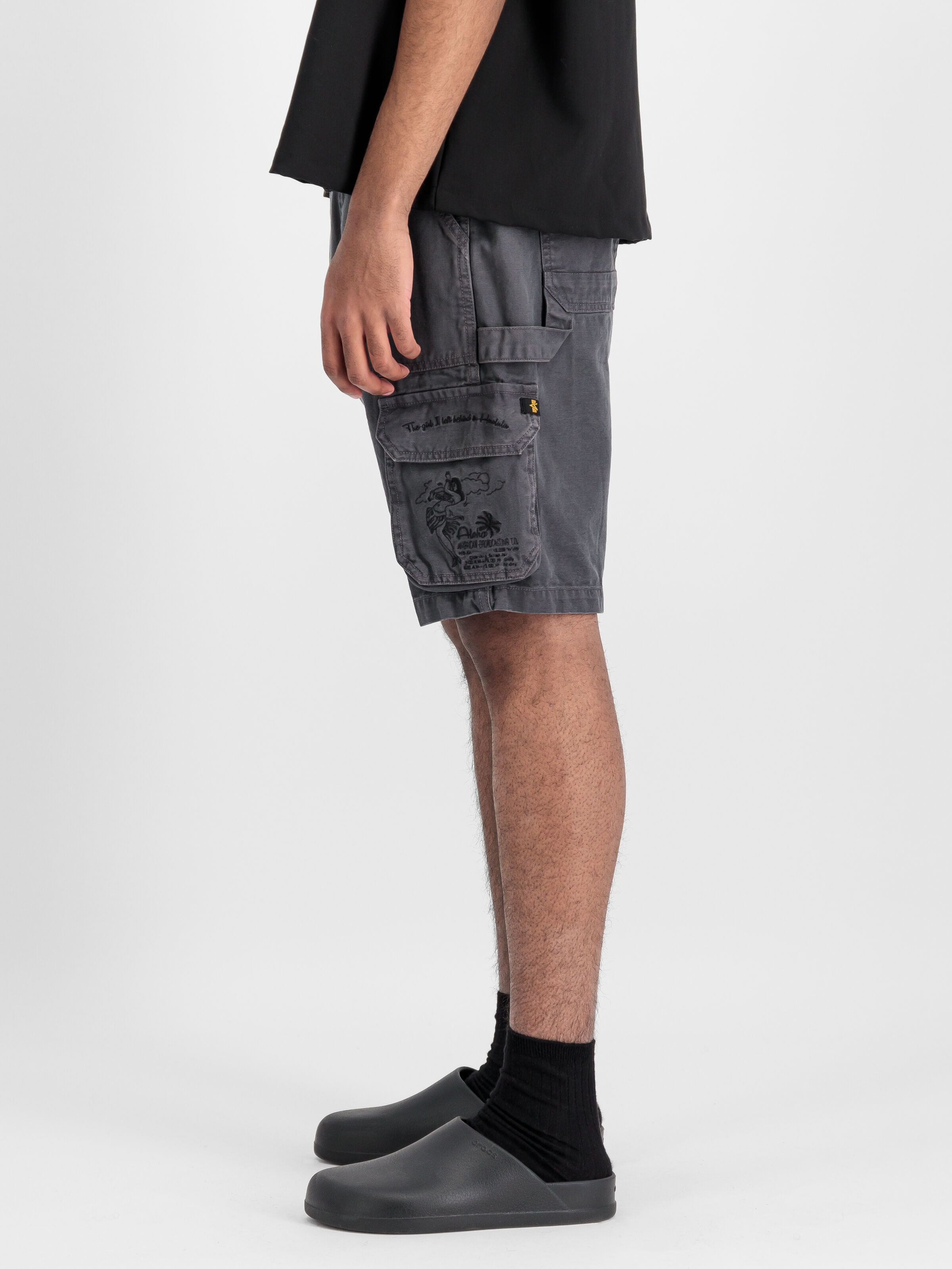 Cargo Honolulu Short vintage grey 156256_684_2_model_00004_143748