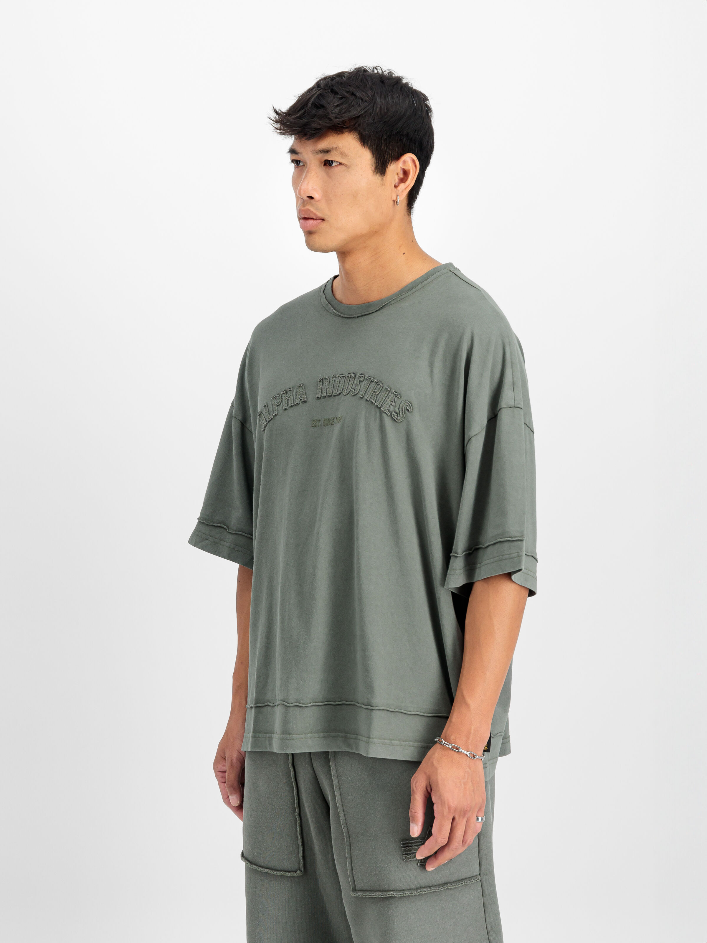 Open Edge T-Shirt dark olive 148505_142_2_model_00003_108839