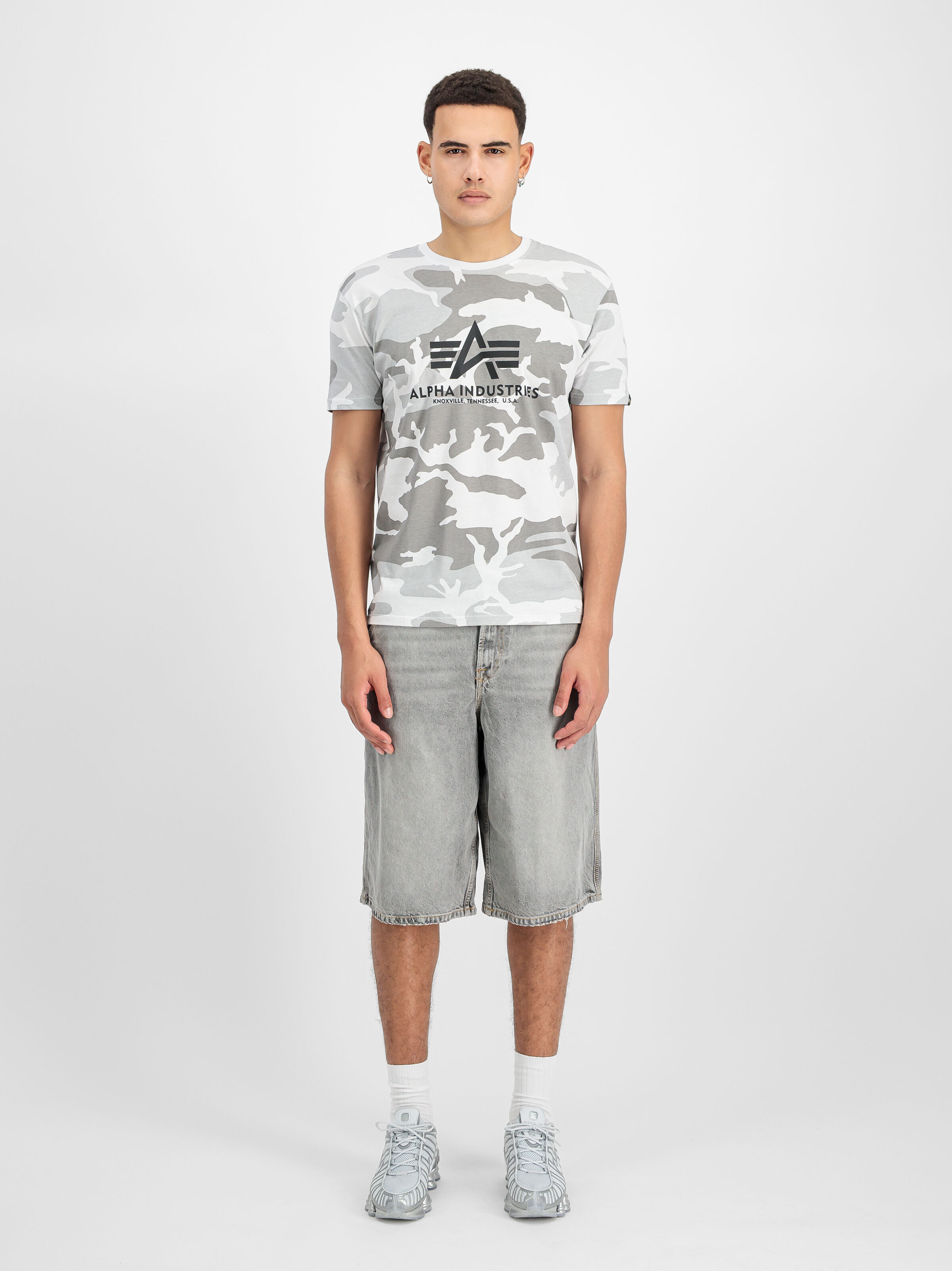 Basic Big Logo Camo T-Shirt white camo 100501C_385_2_model_00001_183393