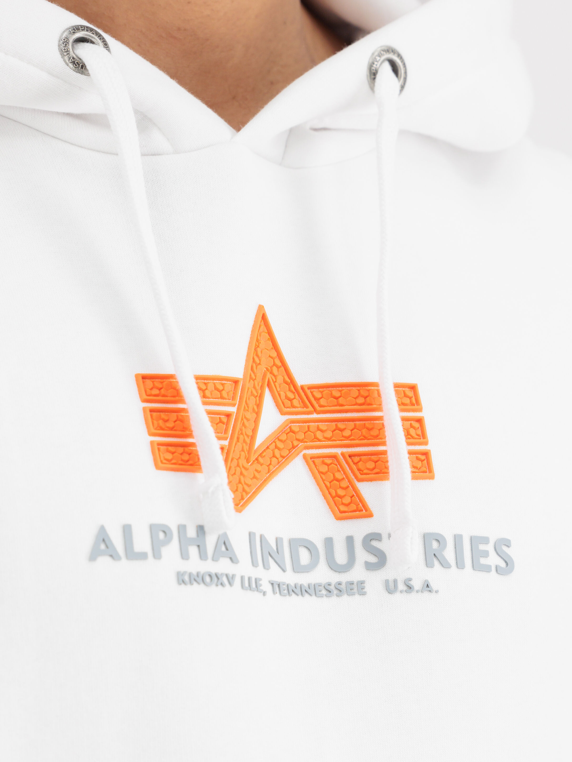 Basic Big Logo Rubber Hoodie white 178312RB_09_alpha_industries_basic_hoody_rubber_004_182658
