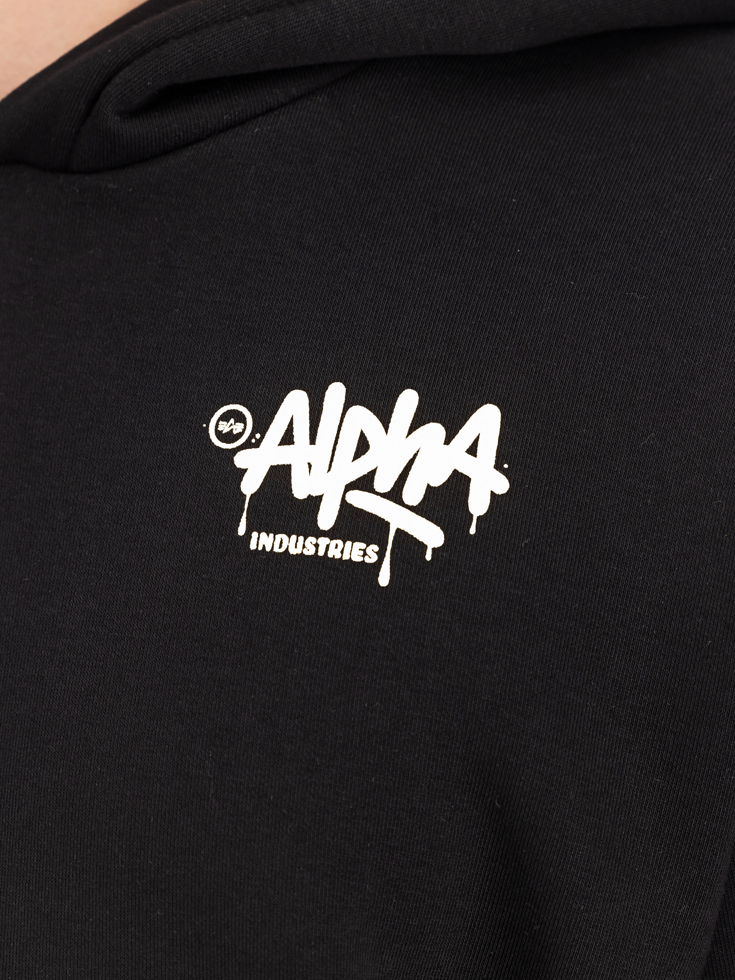 Alpha Signature Hoodie black 266350_03_3_detail_00001_220219