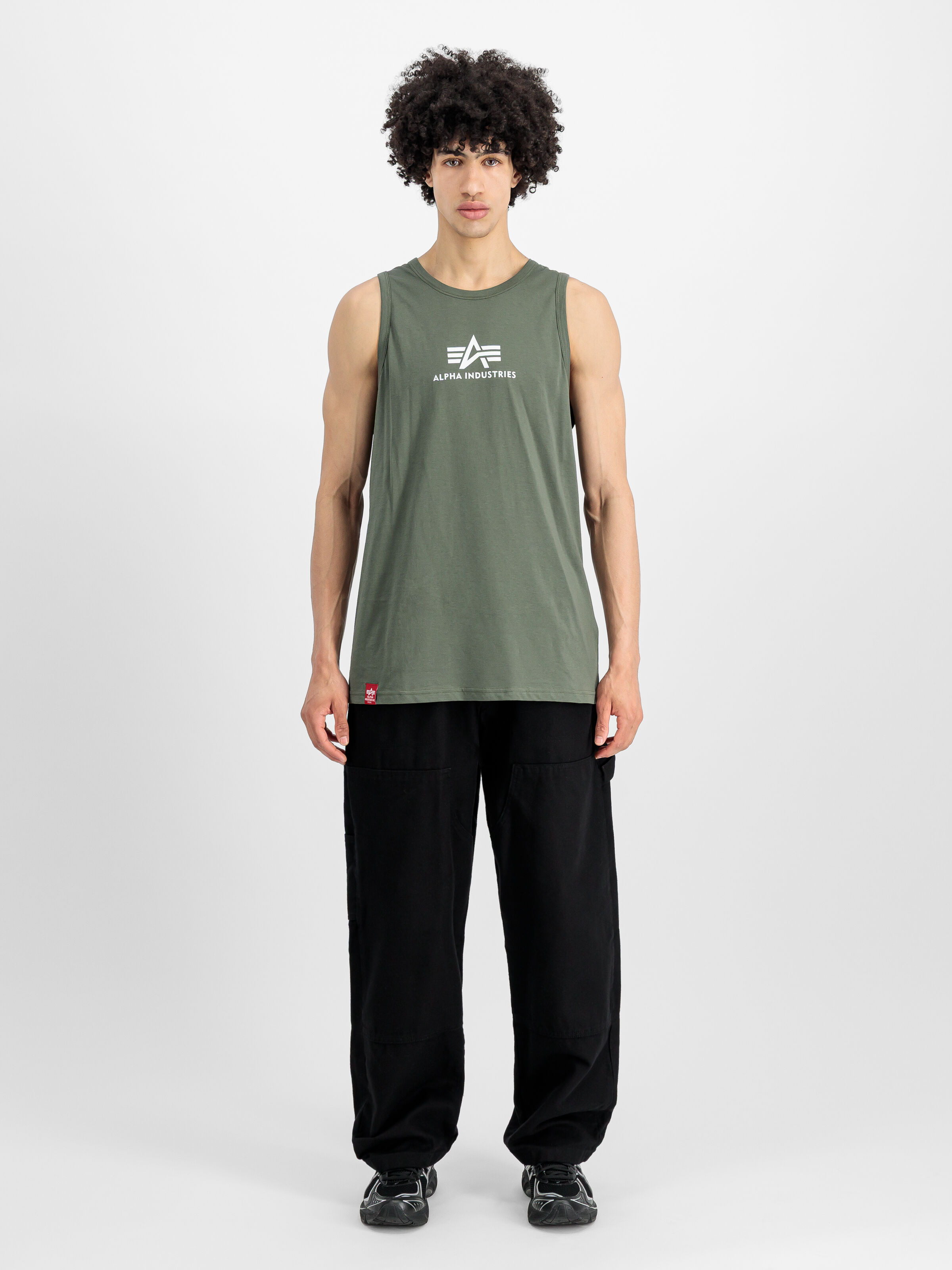 Basic Mid Logo Tank dark olive 126566_142_2_model_00001_156039