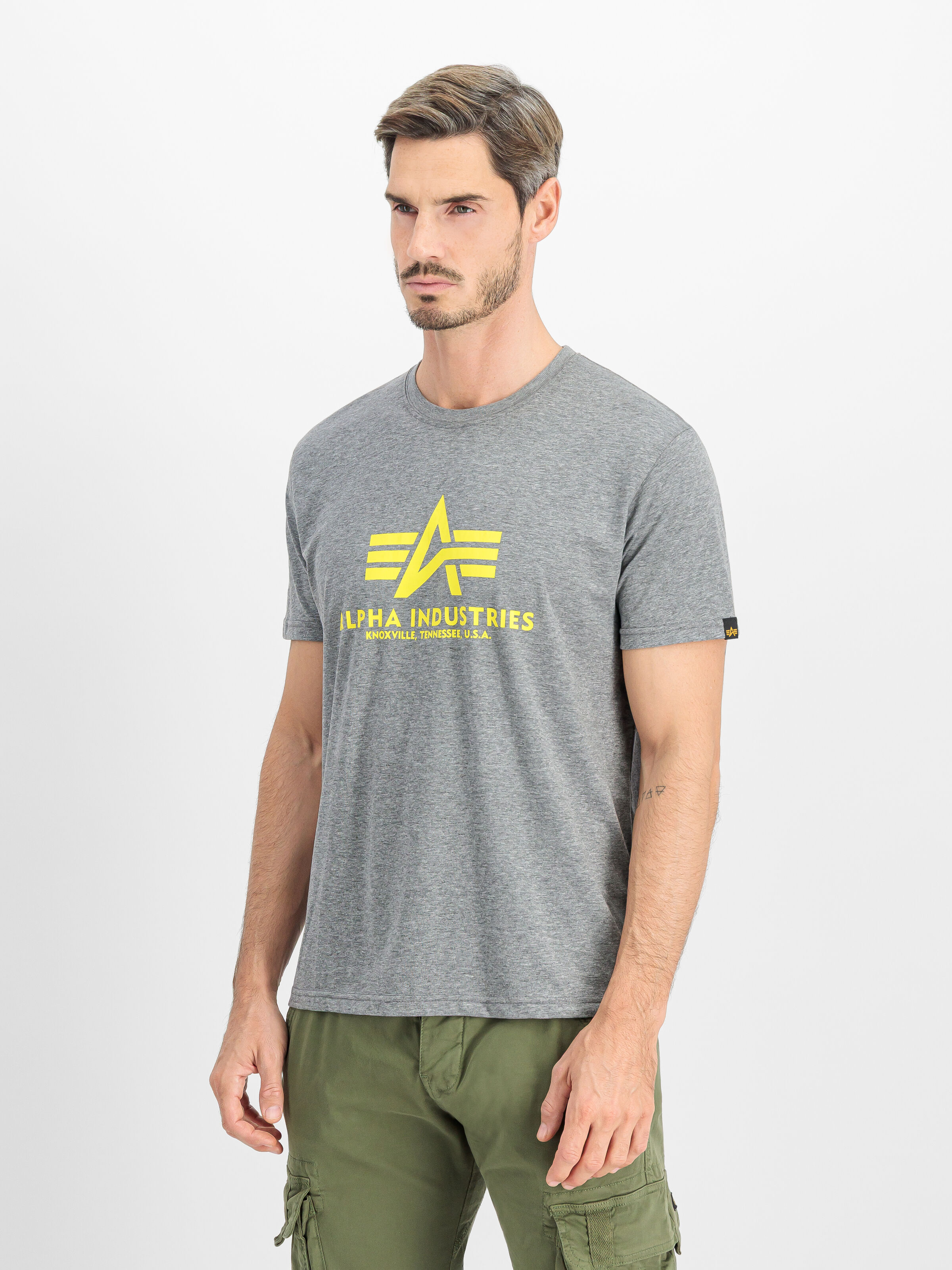 Basic Big Logo T-Shirt charcoal heather 100501_315_2_model_00002_214747