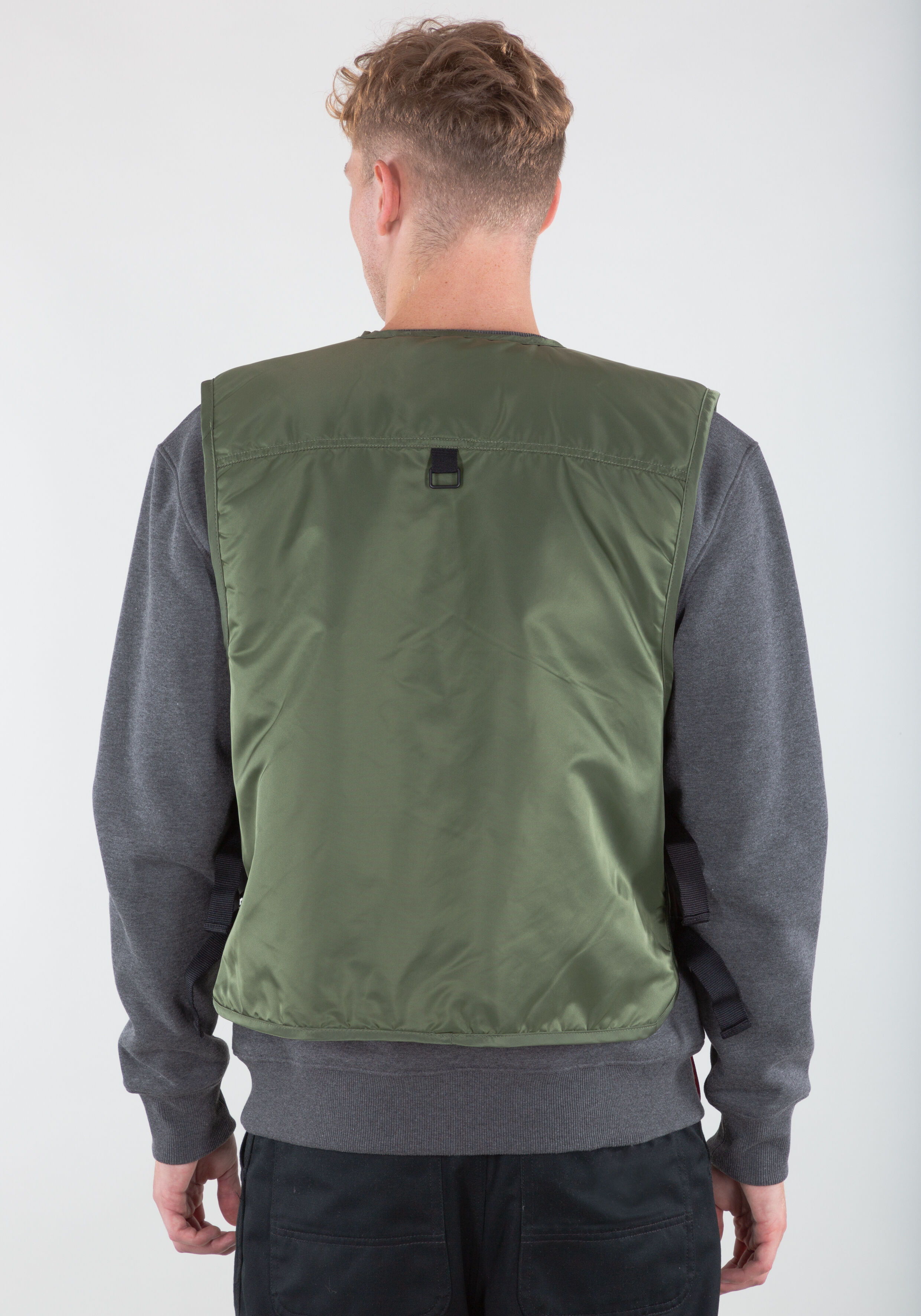 Utility Vest sage-green 118114_01_alpha_industries_utility_vest_006_124266