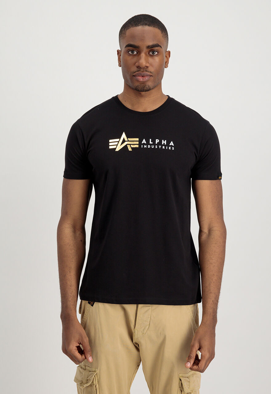 Alpha Label Foil Print T-Shirt black 118502FP_03_alpha_industries_alpha_label_t_foil_print_001_124128.jpg