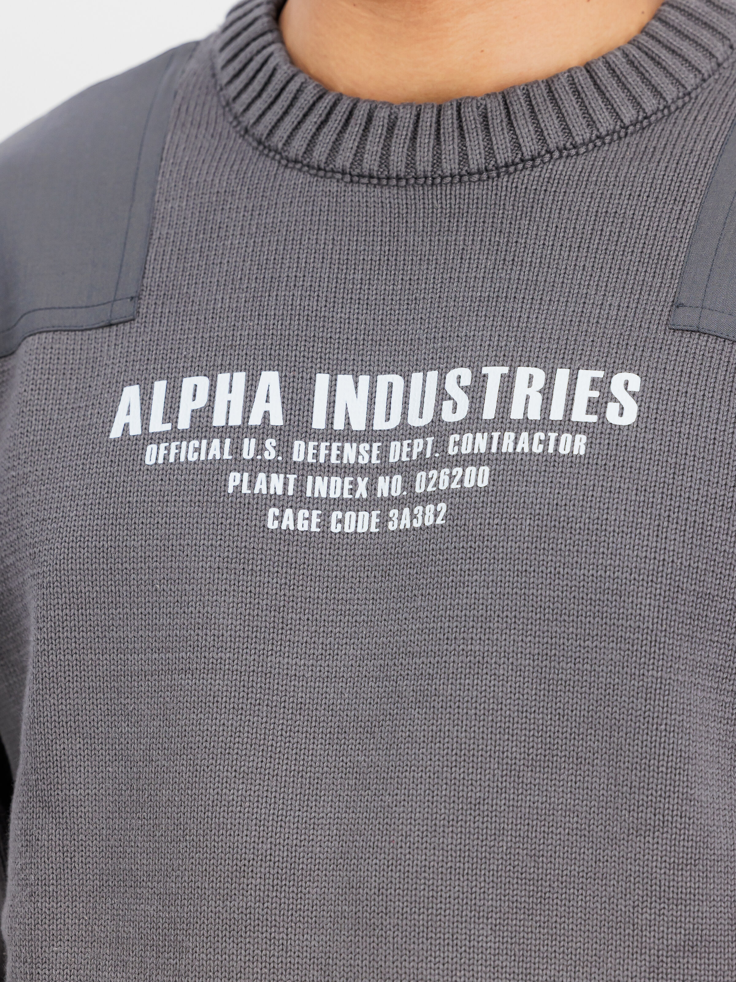 Military Knit Sweatshirt vintage grey 258402_684_3_detail_00001_163993
