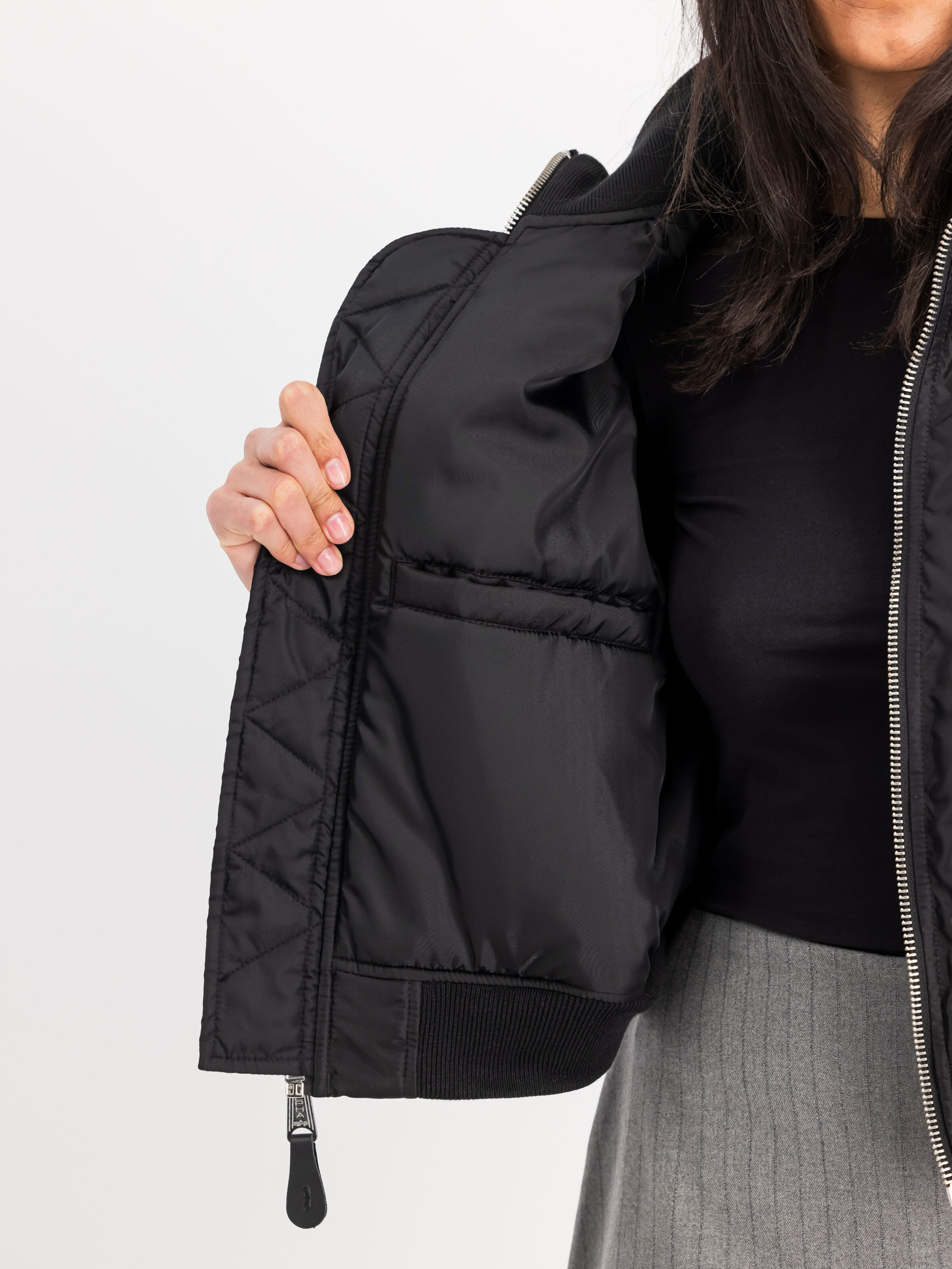 MA-1 Cropped Bomber Jacket Women black 258010_03_3_detail_00001_165128