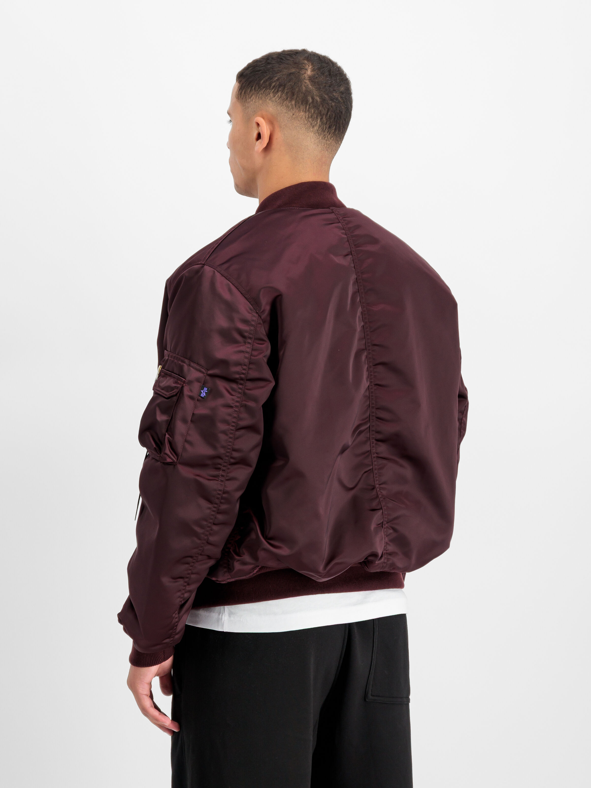 MA-1 Base Flight Bomber Jacket dark cherry 756111_608_2_model_00004_195510