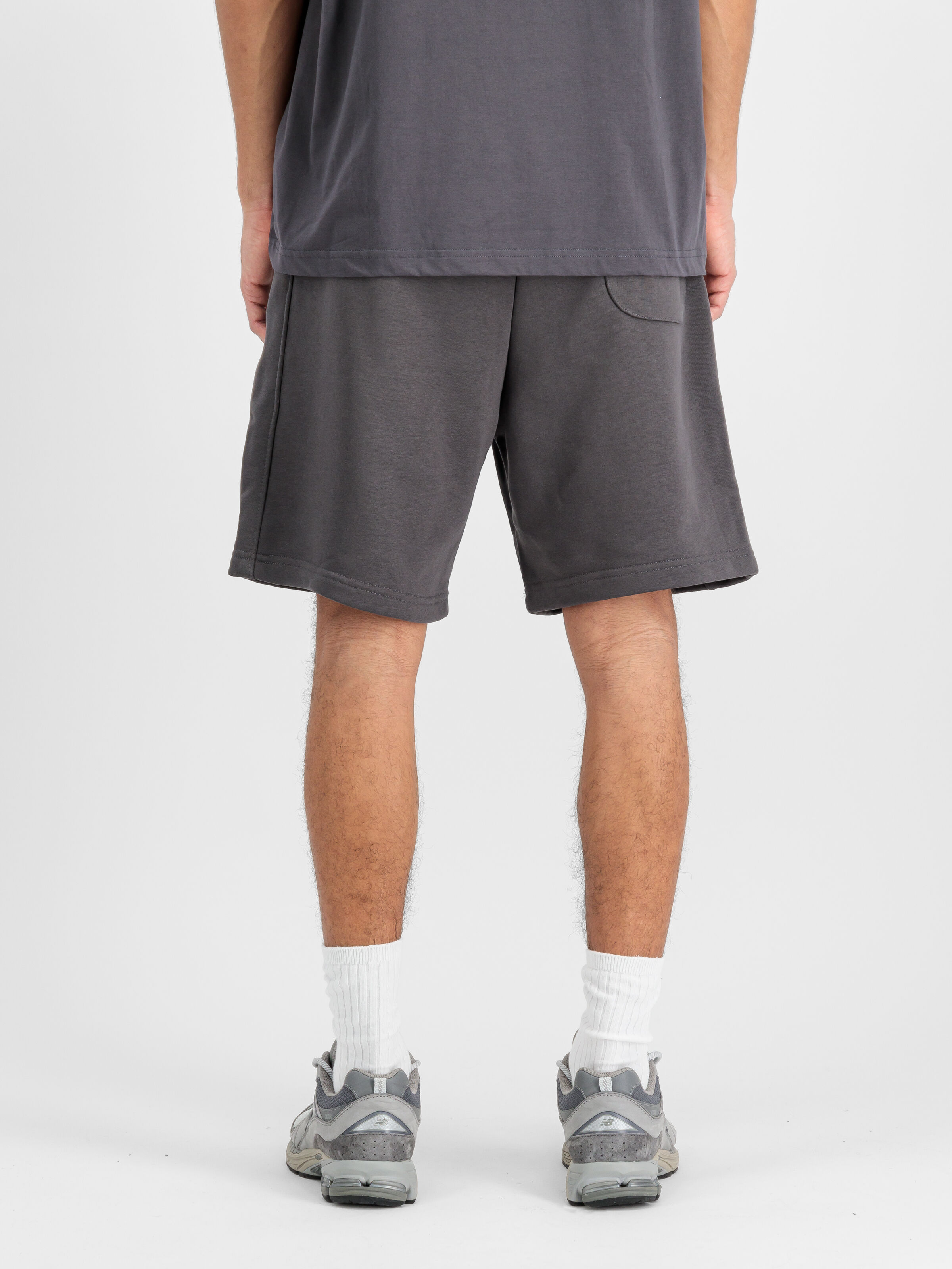 Studio Edition Short vintage grey 156369_684_2_model_00004_139448