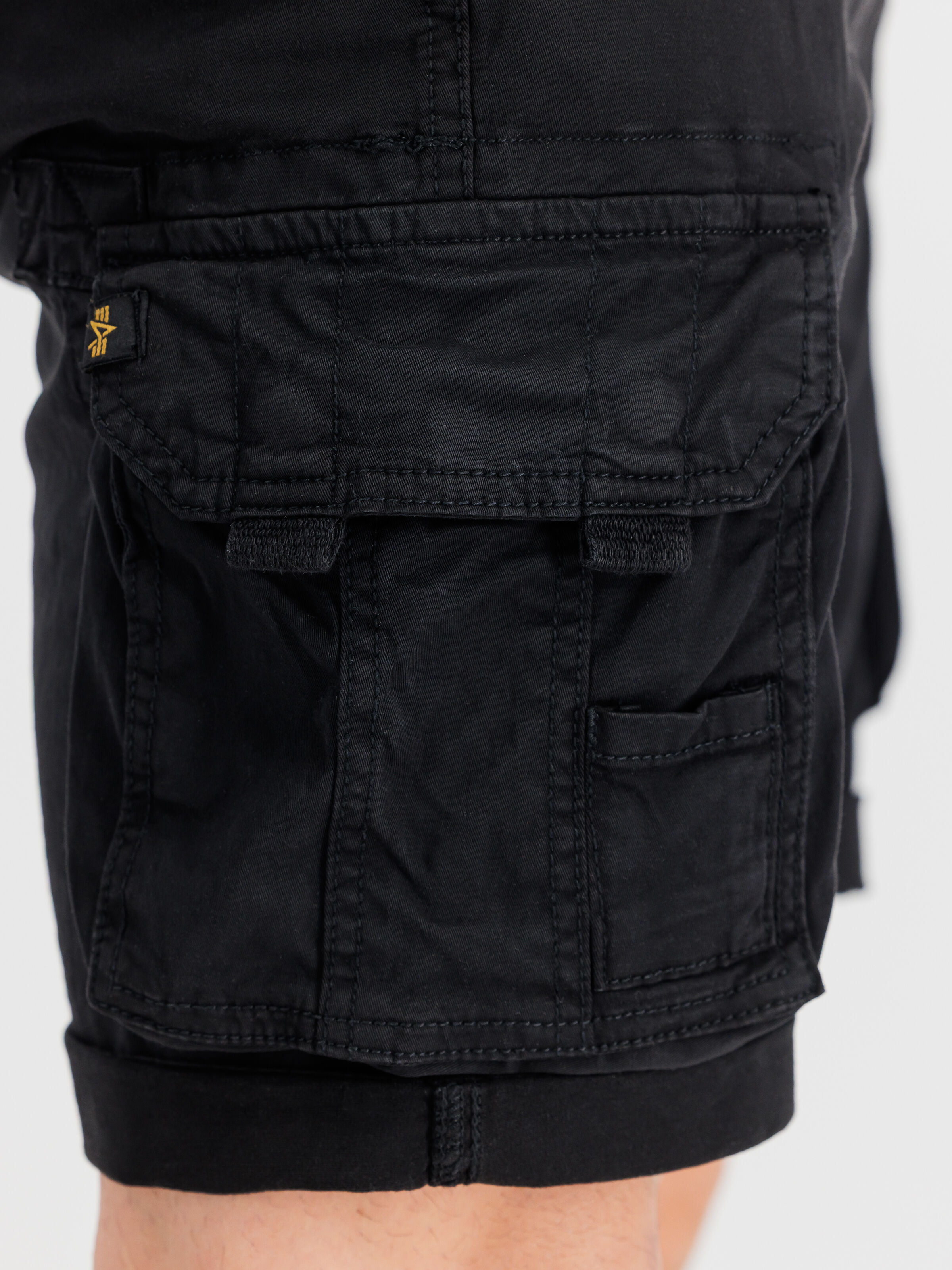 Crew Short black 176203_03_3_detail_00001_213943